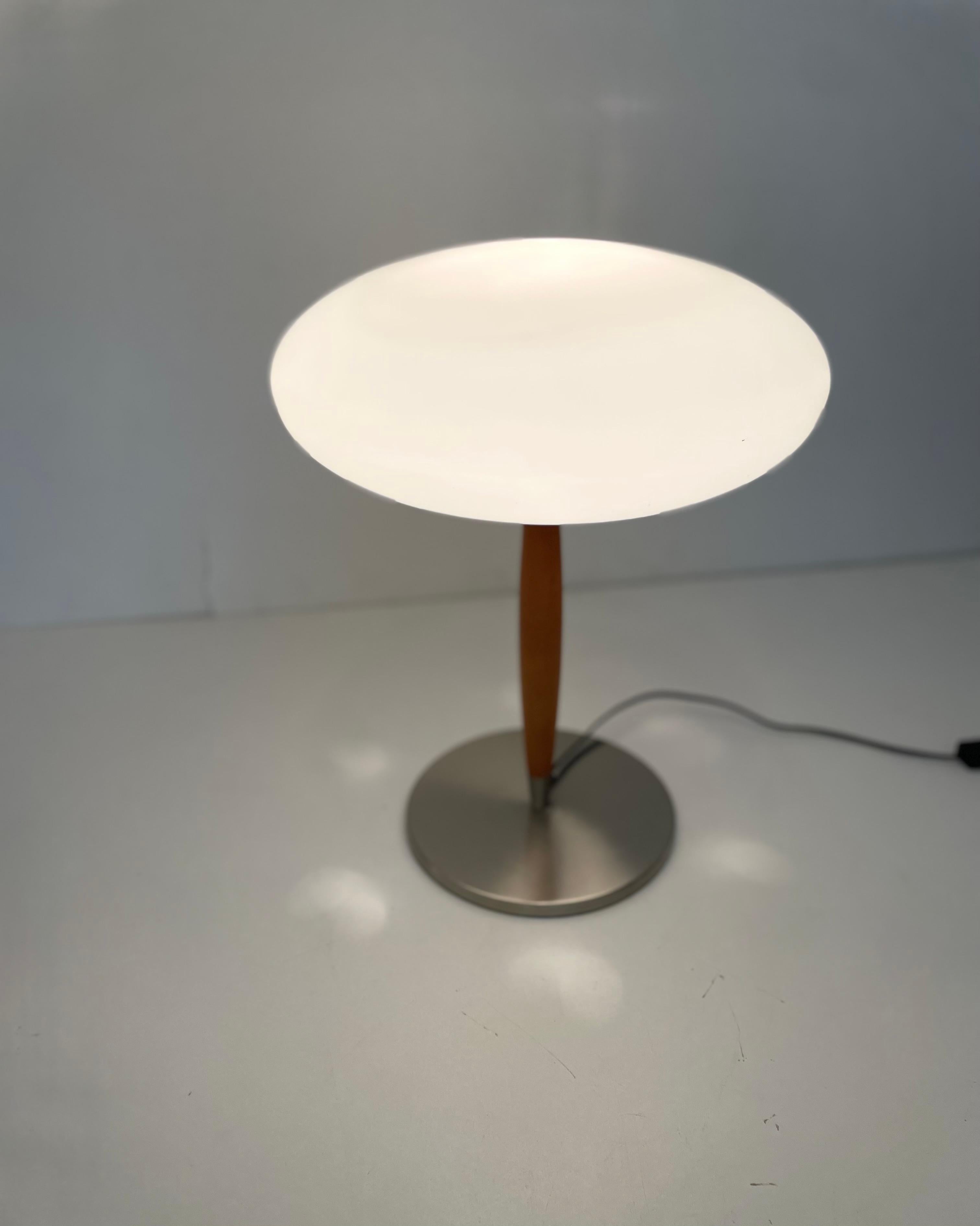 Italian Opaline Table Lamp, 1990s For Sale 7