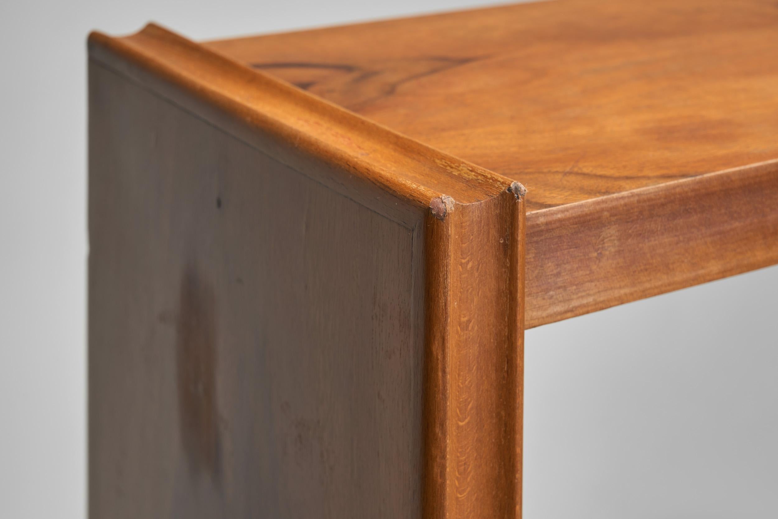 Legno Libreria a giorno italiana con impiallacciatura in Wood, Italia 1970s in vendita