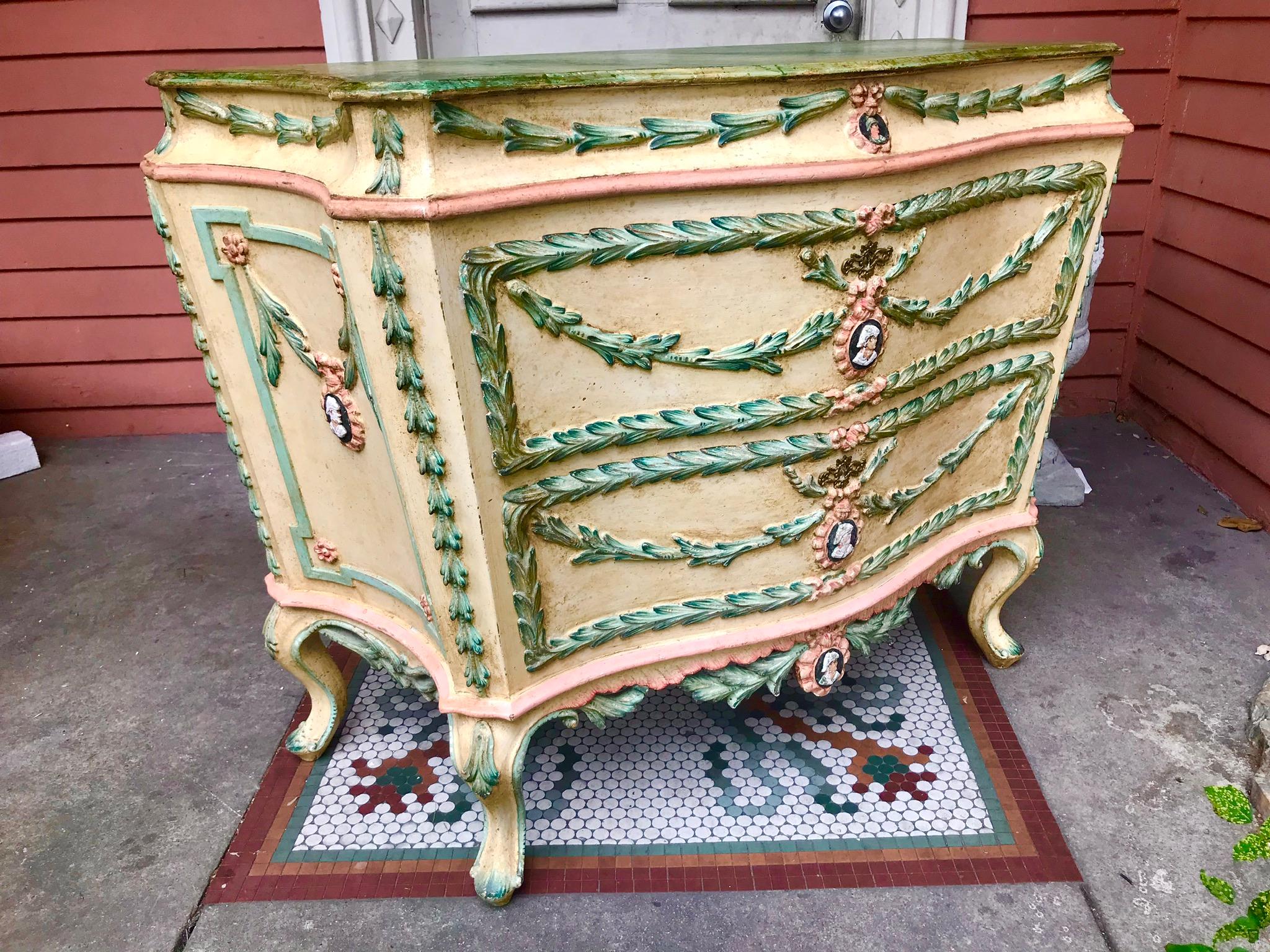 Italian or Venetian Pastel Painted Commode Carved in Relief For Sale 9