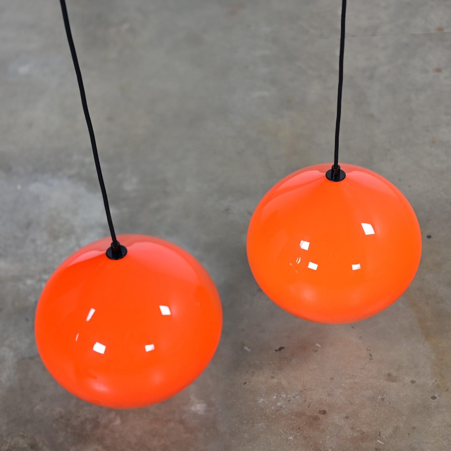 Italienische Pendelleuchten aus orangefarbenem Muranoglas von Alessandro Pianon für Vistosi im Angebot 11