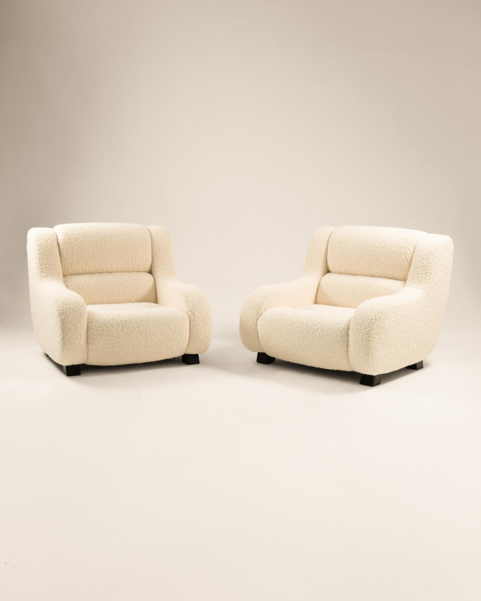 20th Century Italian organic armchairs- 1970s For Sale