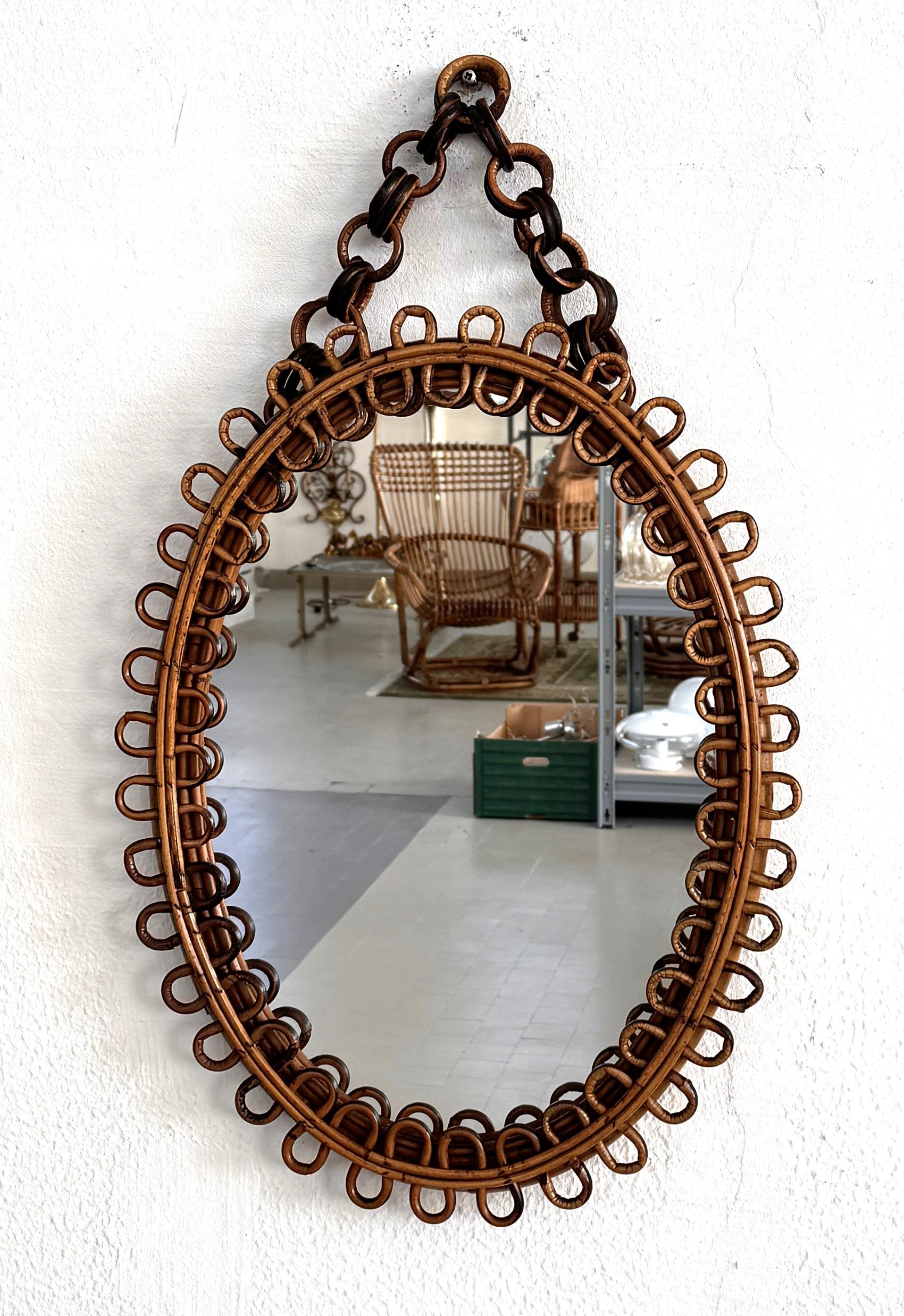 Specchio da parete di design organico italiano in rattan e bambù, anni '60 In condizioni buone in vendita a Morazzone, Varese