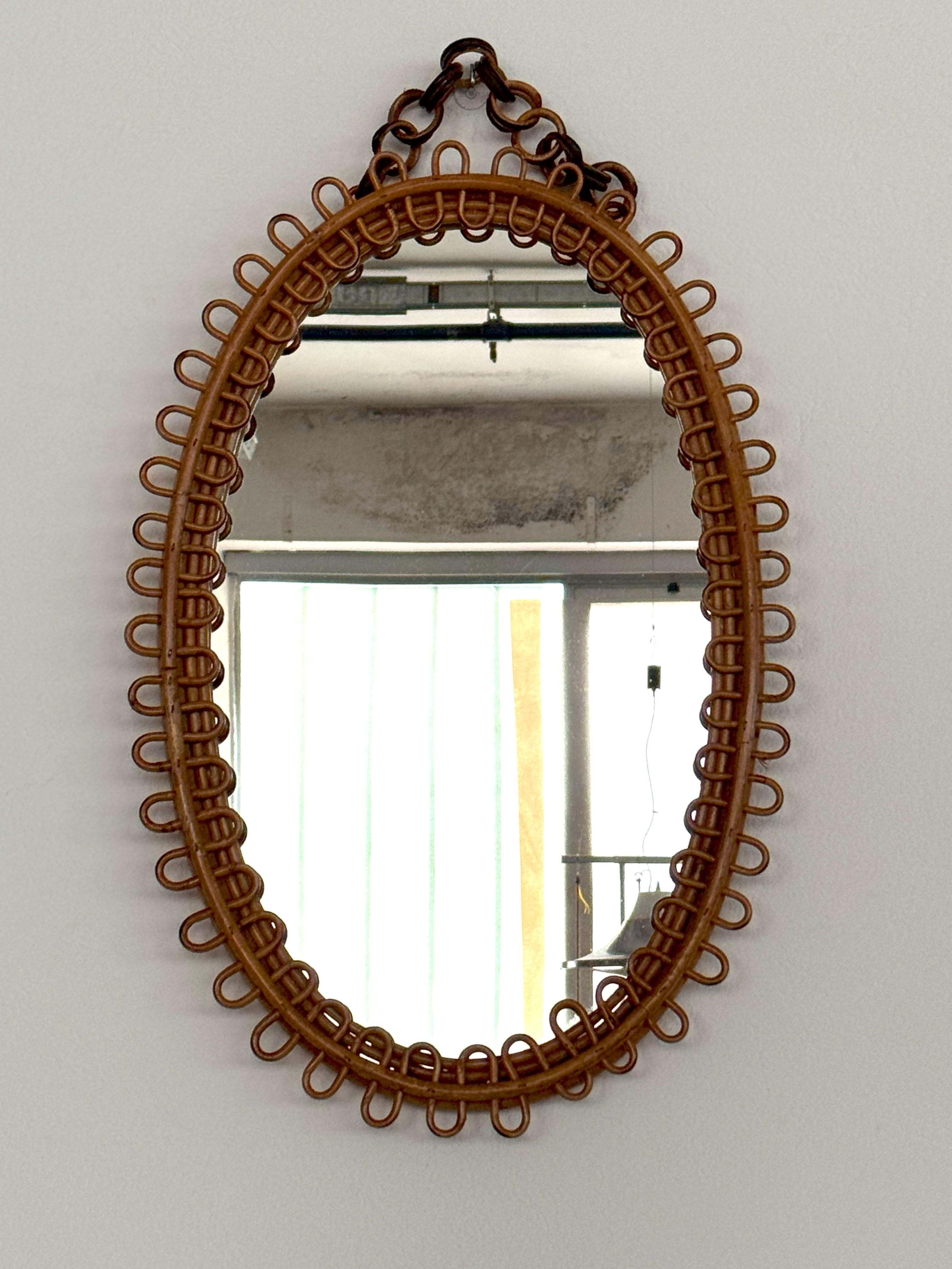 Espejo de pared de diseño orgánico italiano en ratán y bambú, años 60 en Bueno estado para la venta en Morazzone, Varese