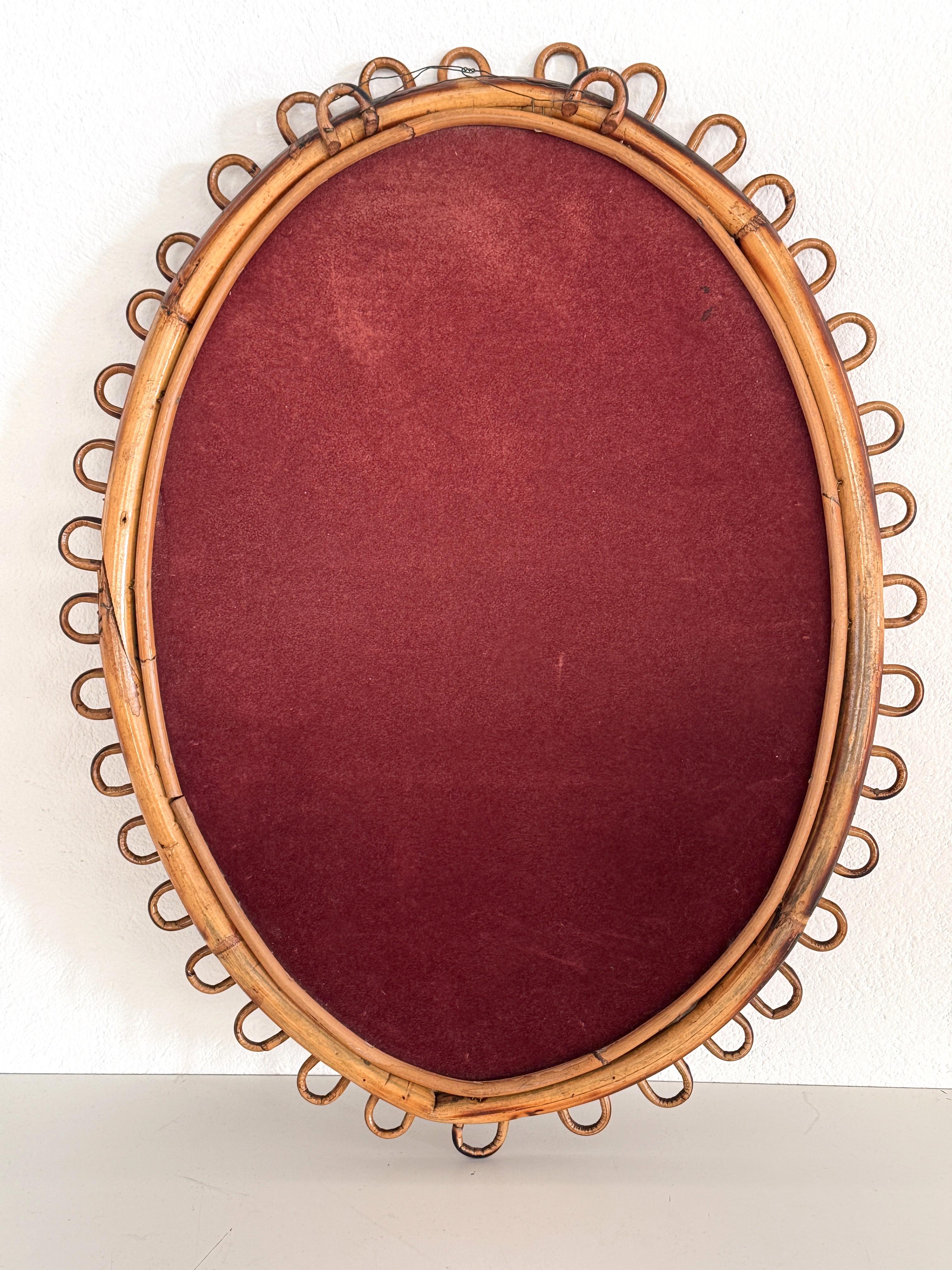 Espejo de pared de diseño orgánico italiano en ratán y bambú, años 60 en venta 1