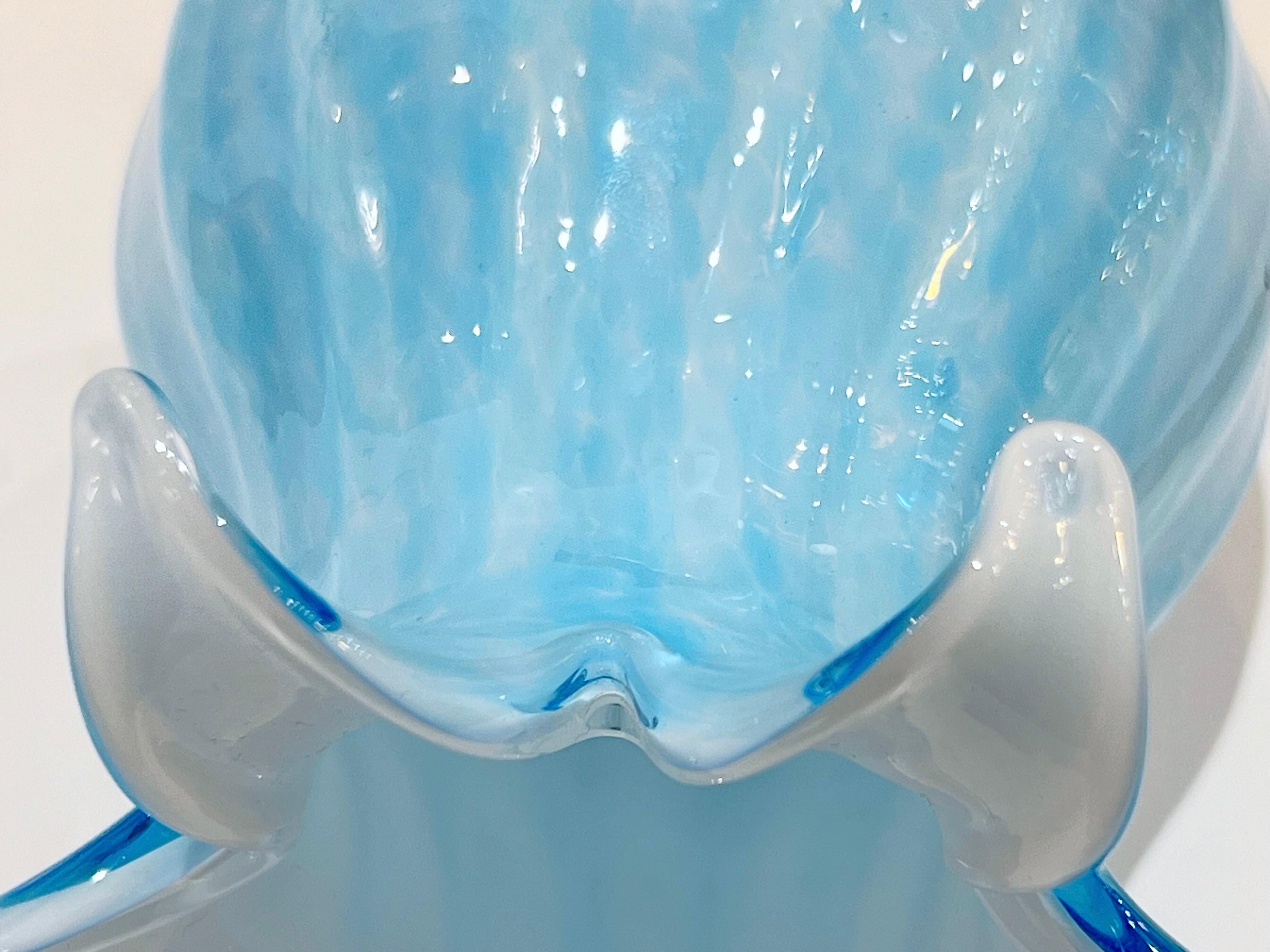 Italian Organic Modern Turquoise Blue Art Glass Lit Flower White Vase/Table Lamp In New Condition For Sale In New York, NY