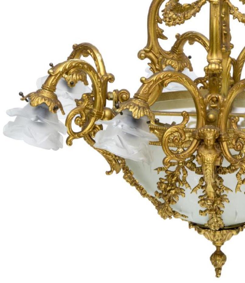 20th Century Italian ormolu 9 light chandelier with crystal shades  For Sale