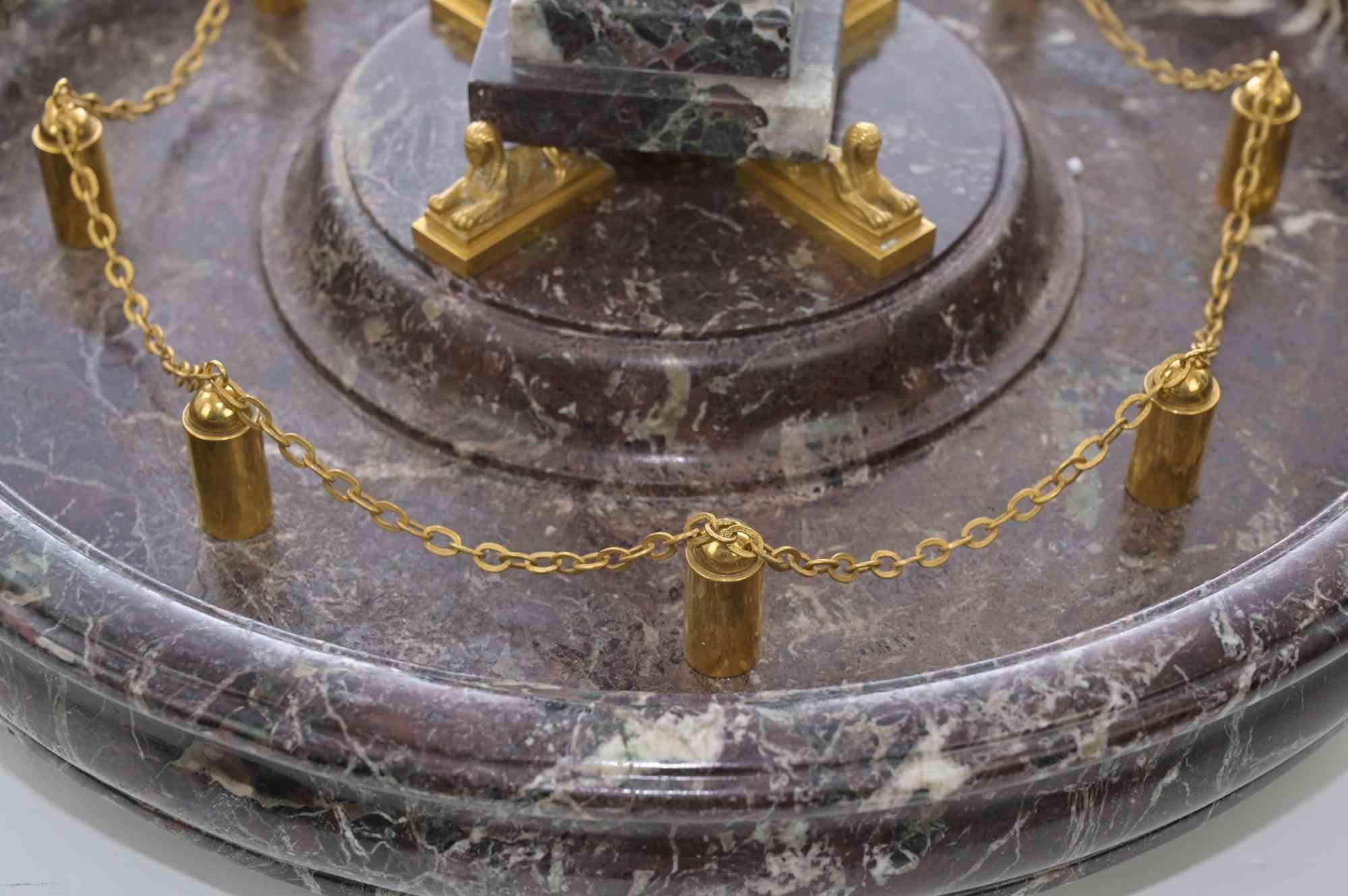 Obelisco italiano ormolato in vari marmi, Italia, XIX secolo in vendita 2