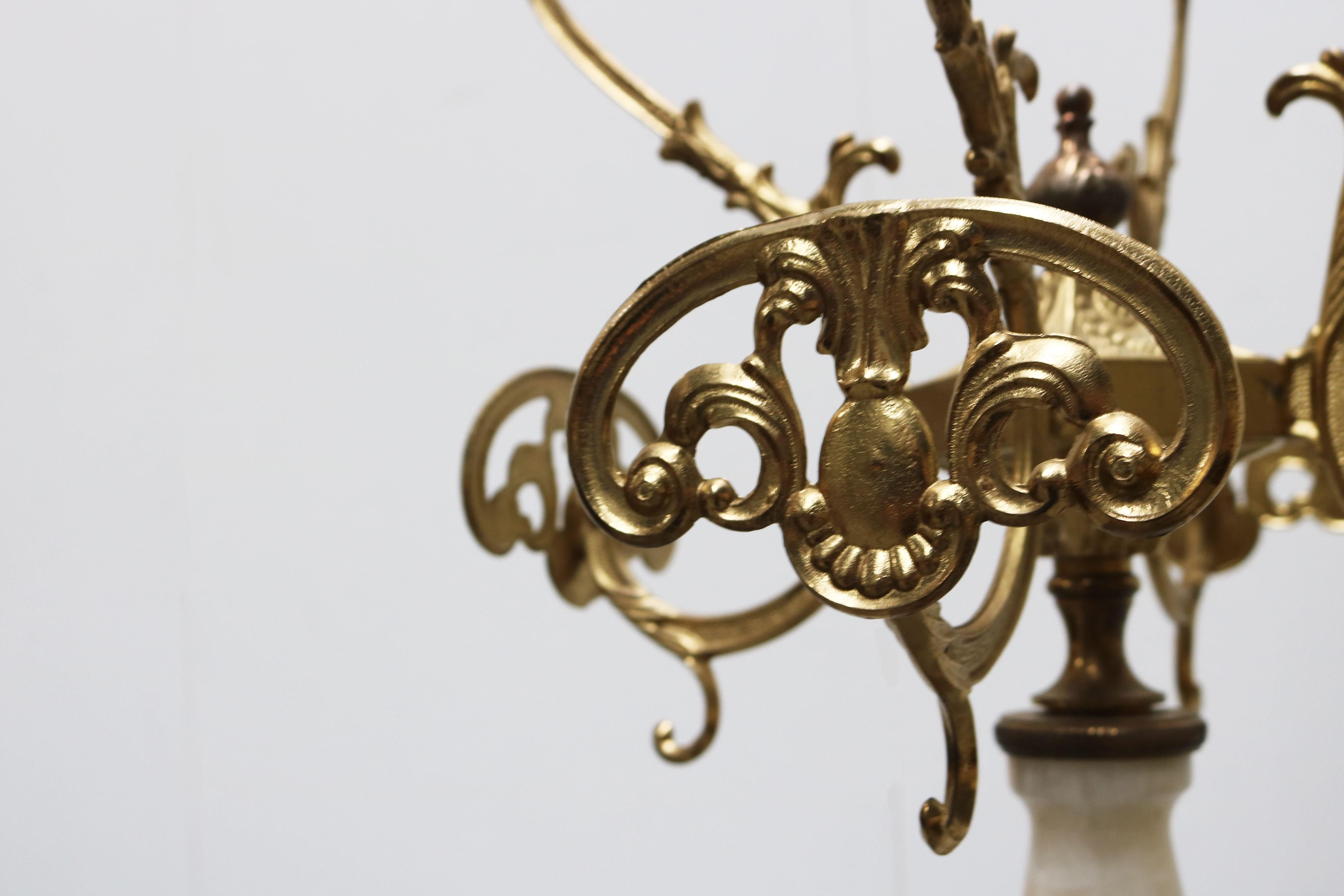 Hand-Crafted Italian Ornate Antique Brass & Onyx Round Marble Coat Hat Rack Hall Tree 1940