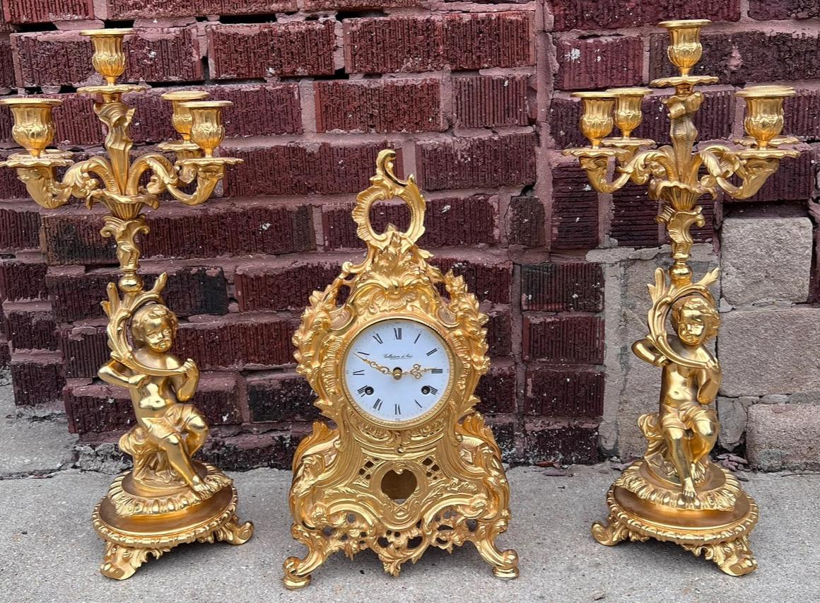 Italian Ornate Mantel Clock with Two Figural Cherub Candelabras - Garniture Set For Sale 2