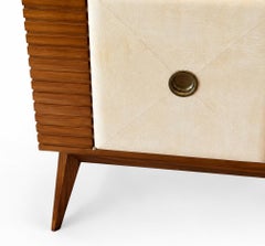 Credenza italiana in pergamena e legno di Osvaldo Borsani per ABV, Italia, 1939