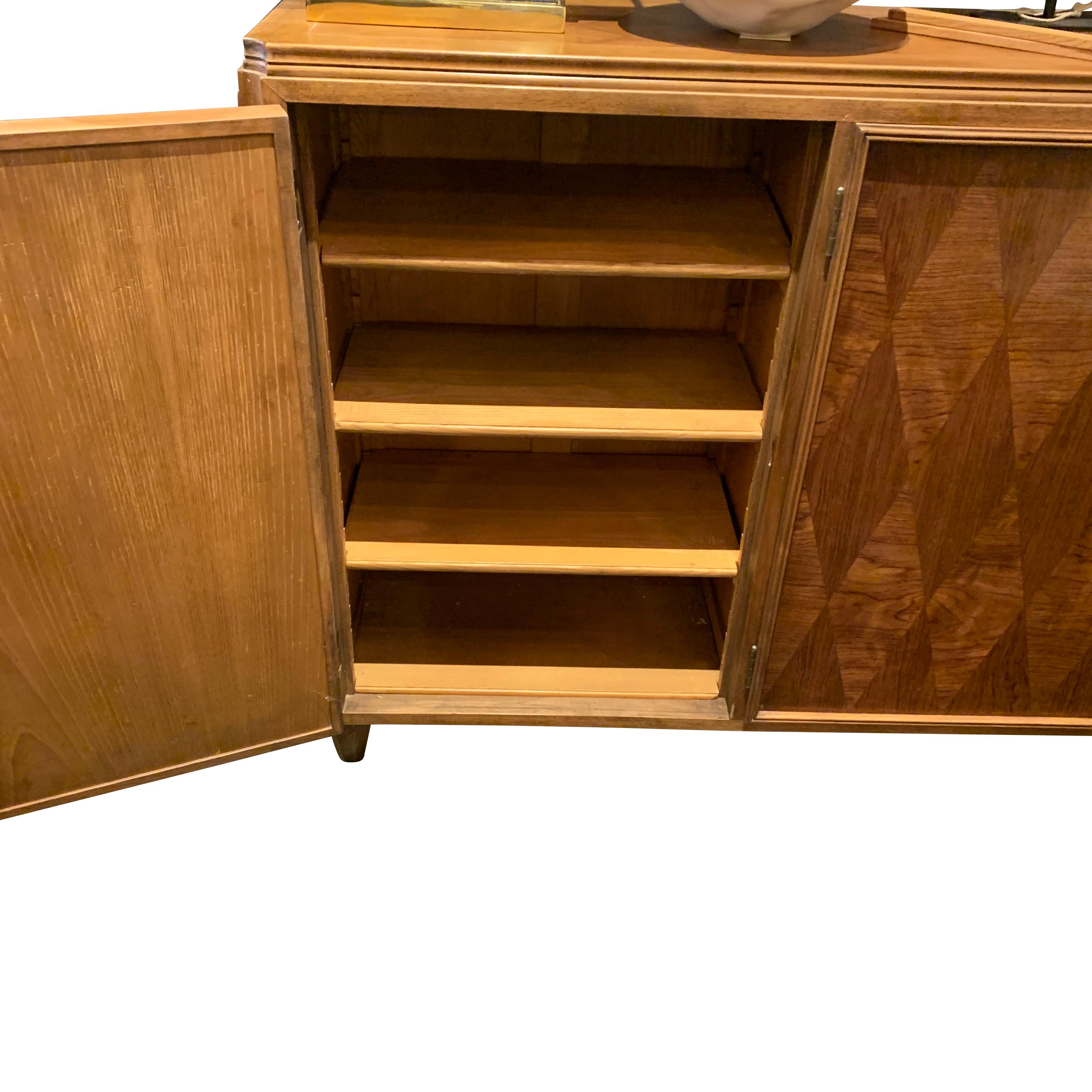 Walnut Parquet and Inlaid Top Credenza in the Style of Osvaldo Borsani, 1930s 1