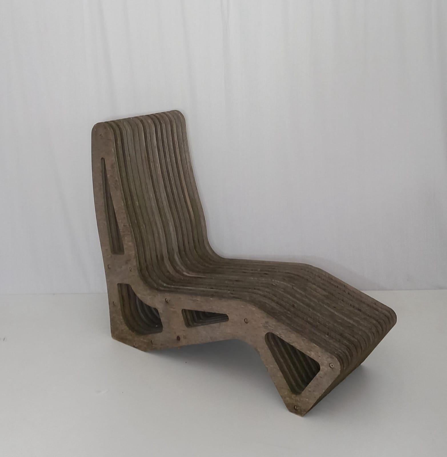 This Outdoor Chaise Lounge is more than just a chair; it's a piece of Italian craftsmanship. The chaise lounge boasts clean, curved lines, which provide a comfortable seat, making it a perfect blend of style and function. It was designed and