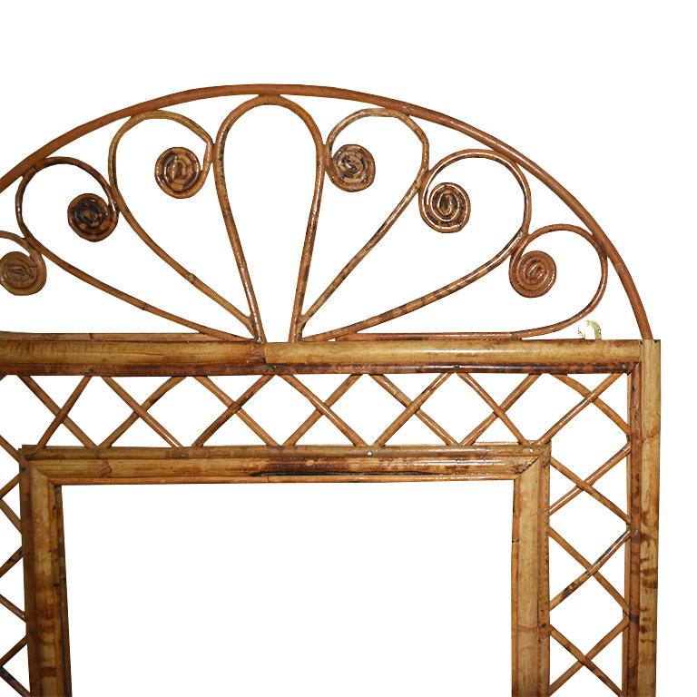 Italian Oval Burnt Bamboo Rattan Scrolled Tortoise Mirror After Franco Albini In Good Condition In Oklahoma City, OK