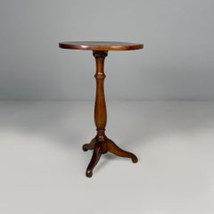 Mesa de centro ovalada italiana de madera, década de 1930