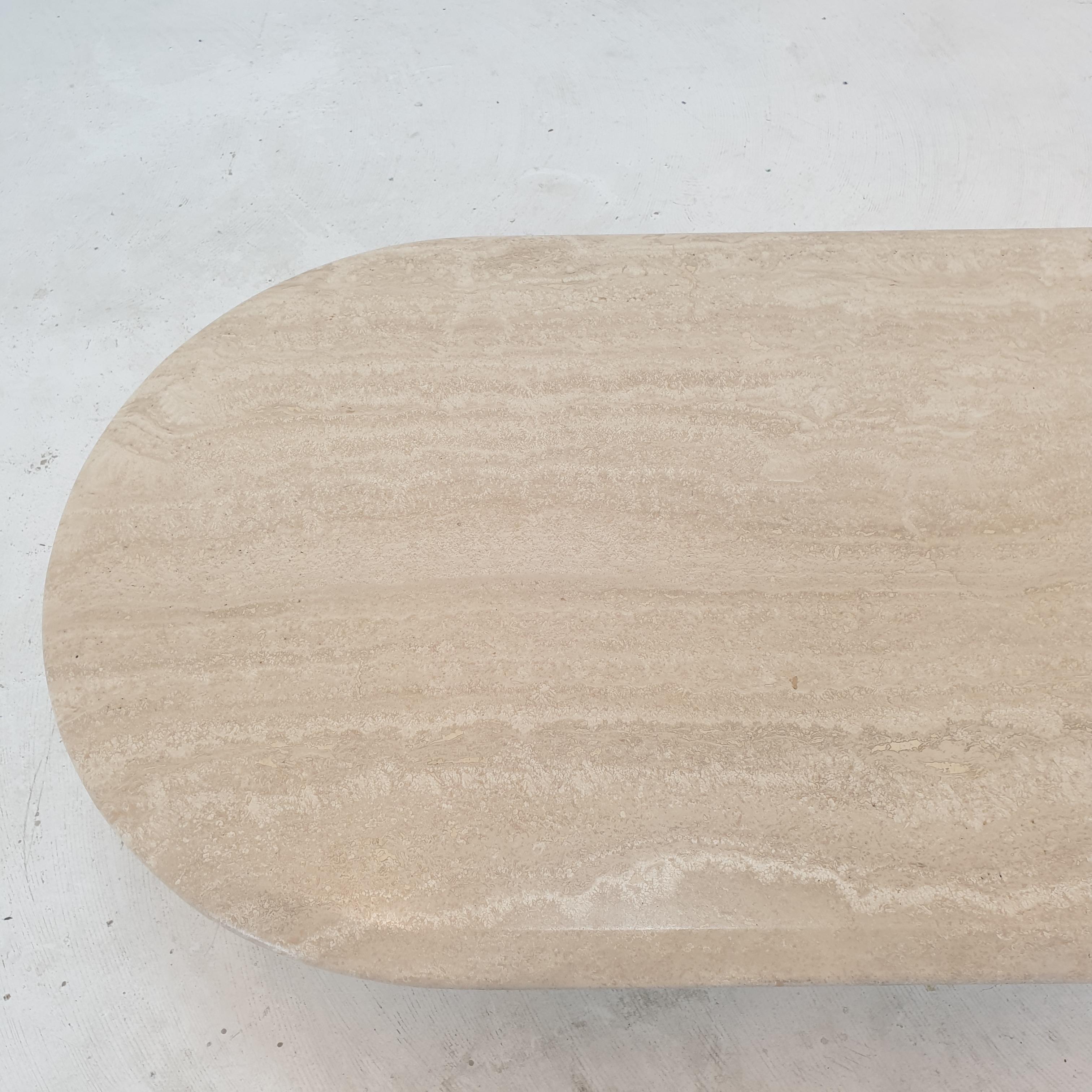 Italian Oval Coffee Table in Travertine, 1980s For Sale 11