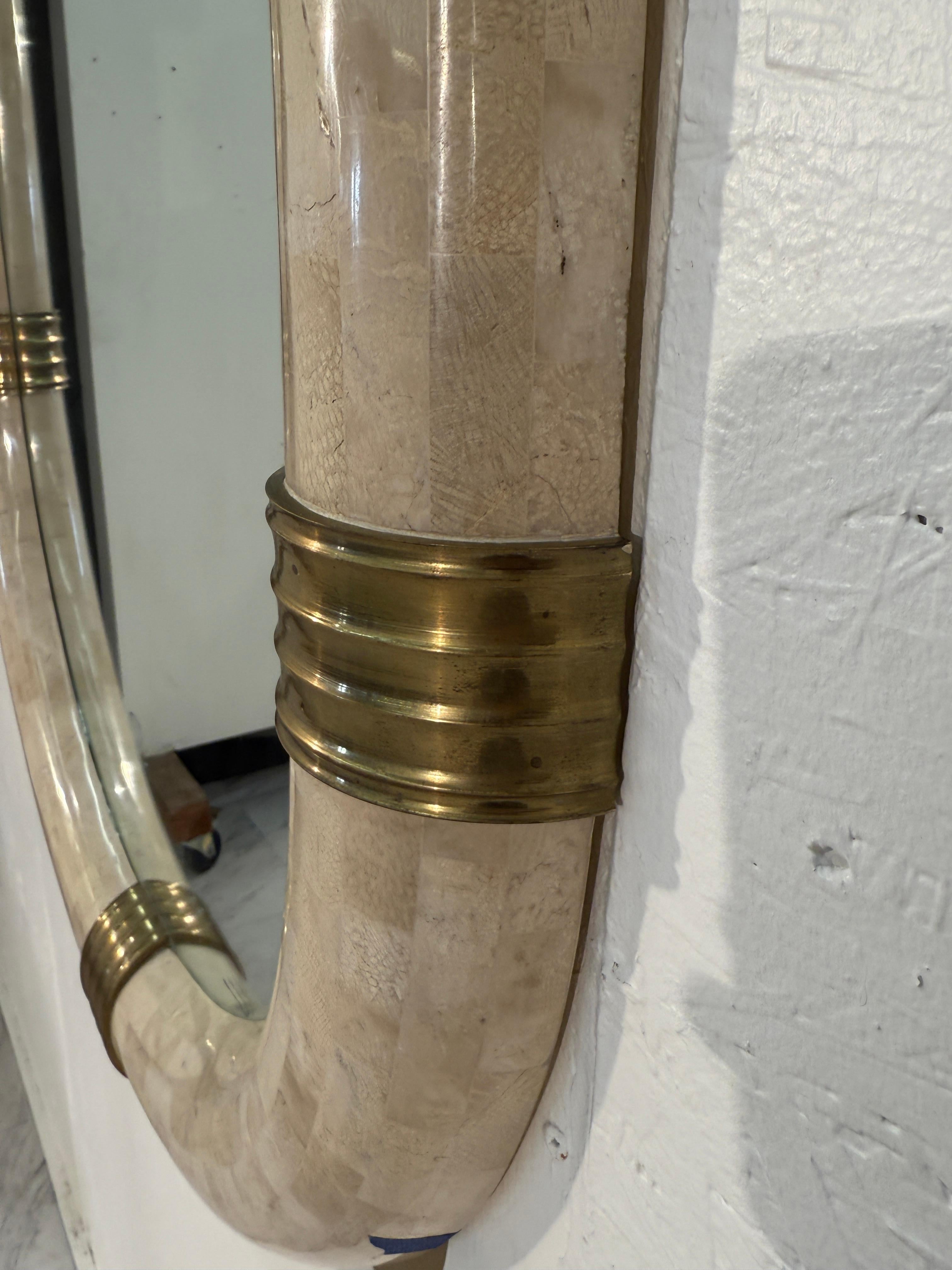 Italian Oval Mirror in Tessellated Stone with Brass Accents, 1980s In Good Condition For Sale In Los Angeles, CA