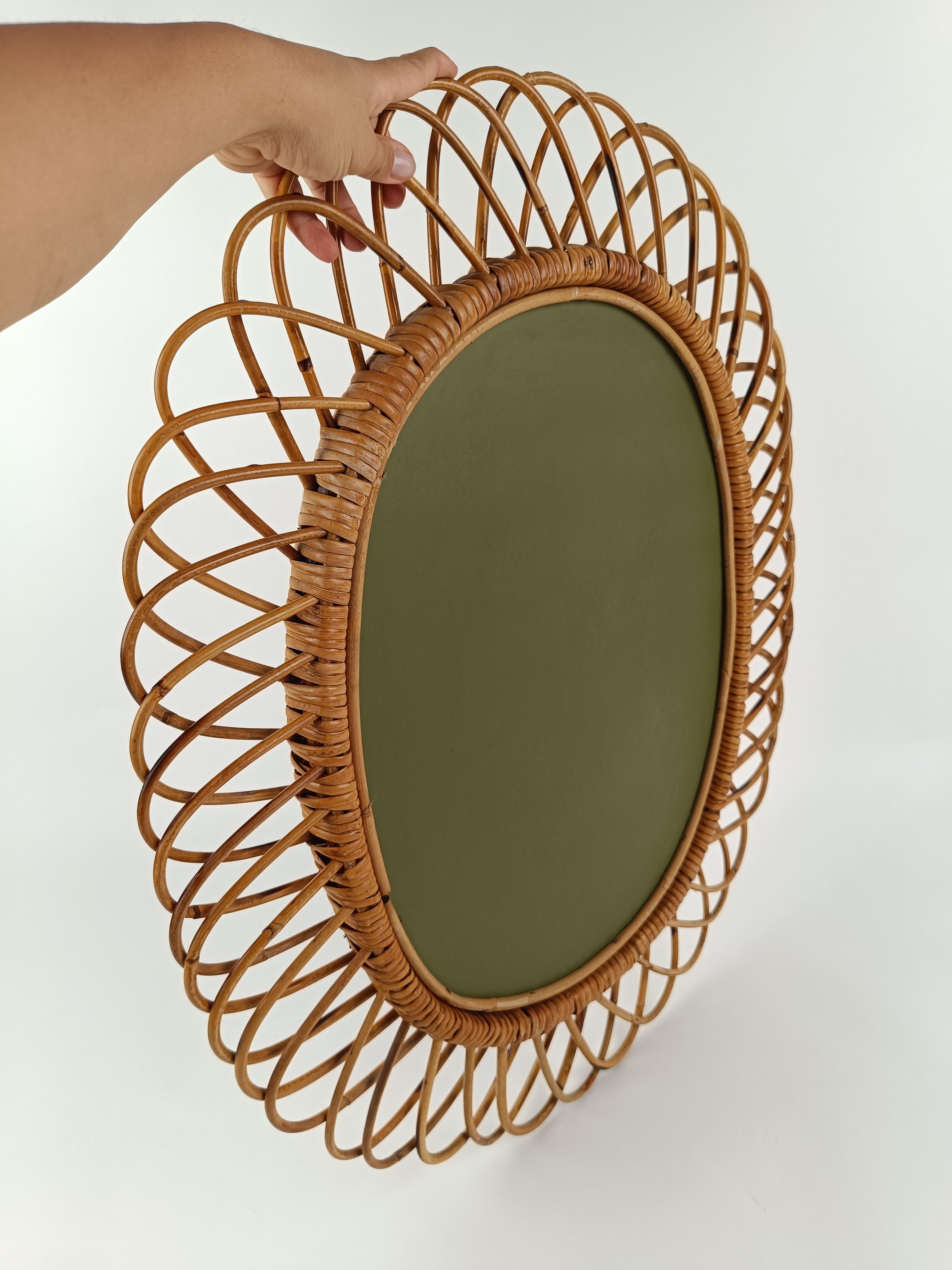 Hand-Knotted  Italian Oval Mirror made in Bamboo, Cane and Rattan in the Riviera Style 1960s  For Sale
