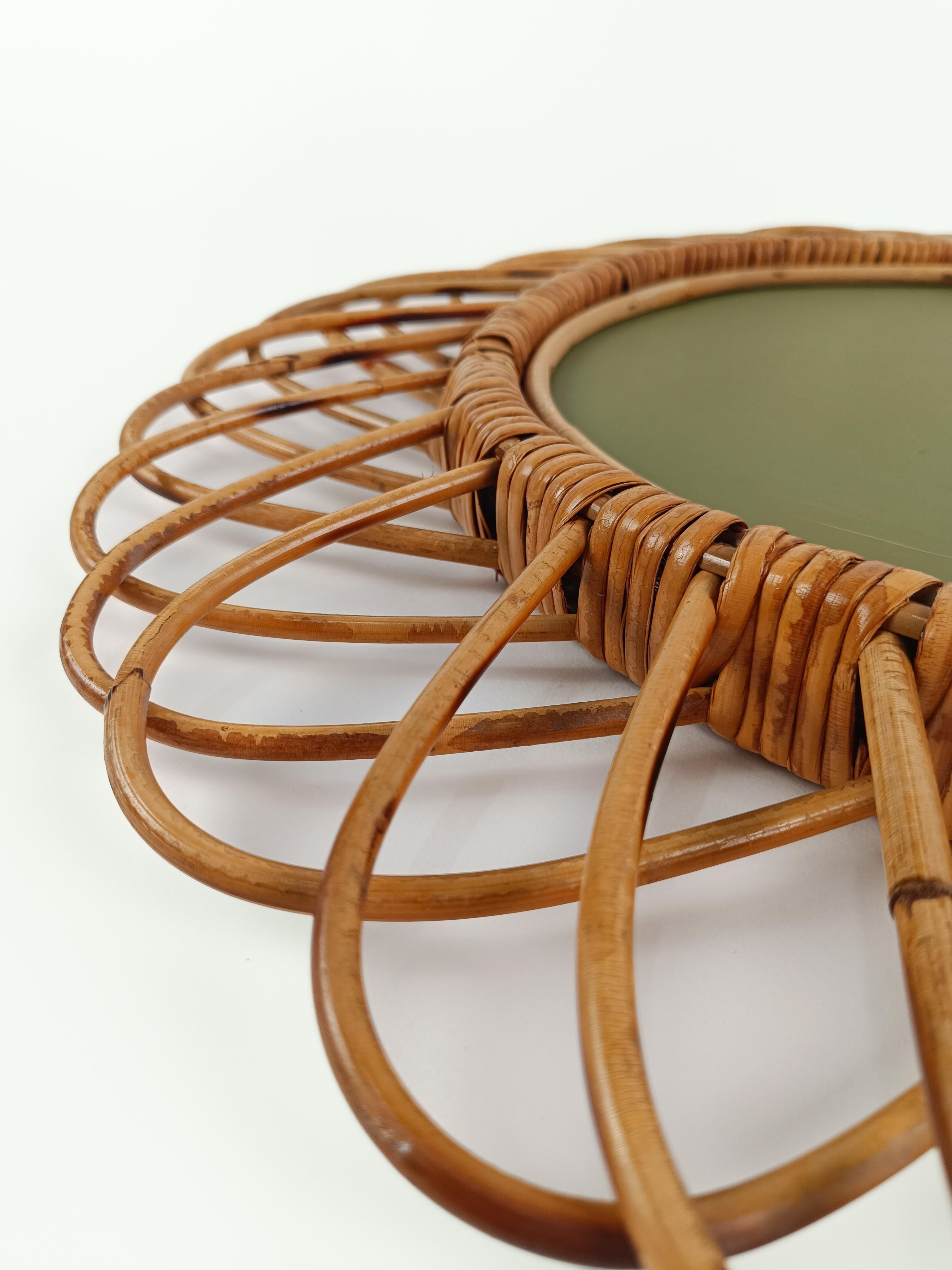  Italian Oval Mirror made in Bamboo, Cane and Rattan in the Riviera Style 1960s  In Good Condition For Sale In Roma, IT
