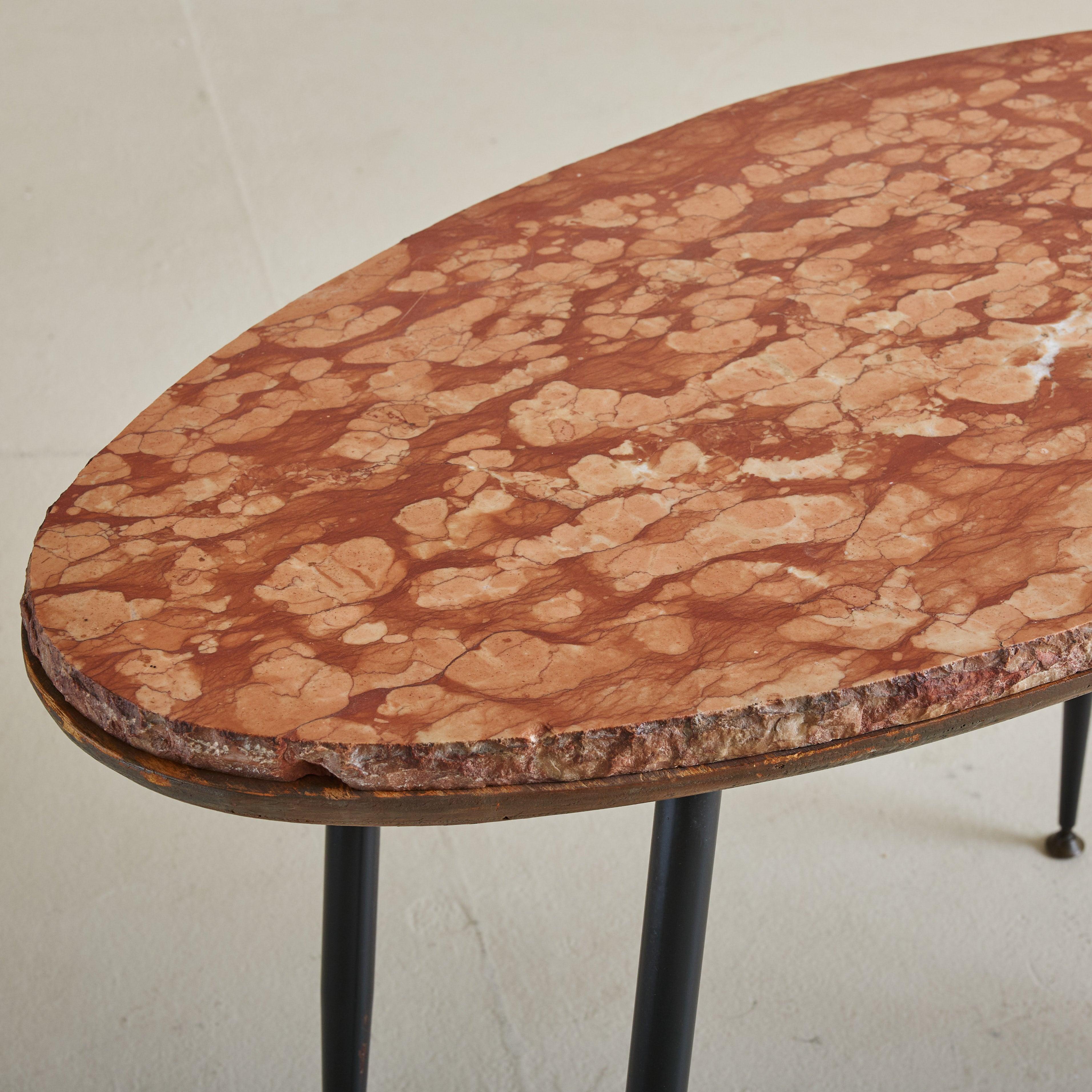 Italian Oval Pink Marble Coffee Table, 1950s For Sale 2