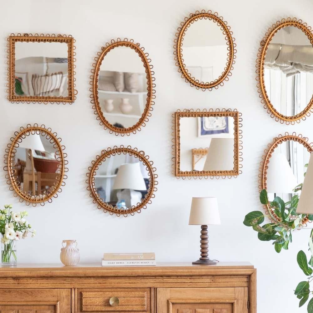 Italian Oval Rattan Mirror In Good Condition For Sale In Los Angeles, CA