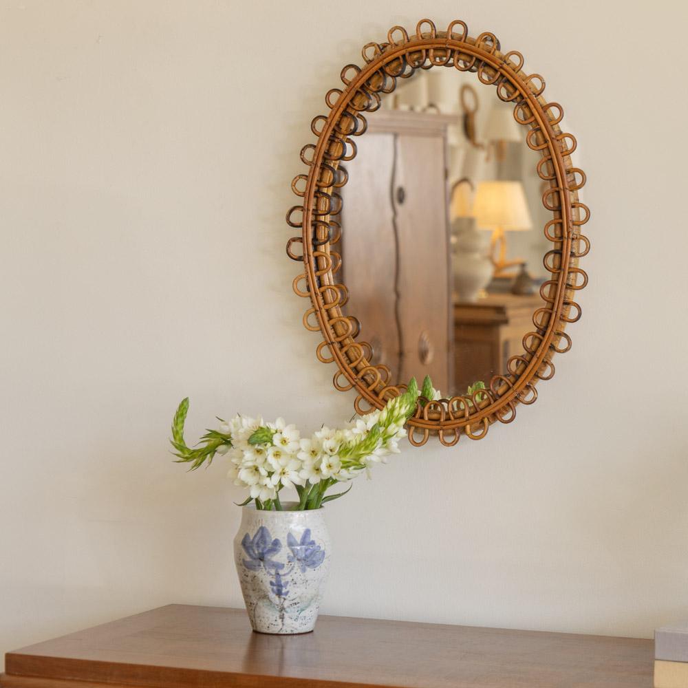 Italian Oval Rattan Mirror In Good Condition For Sale In Los Angeles, CA
