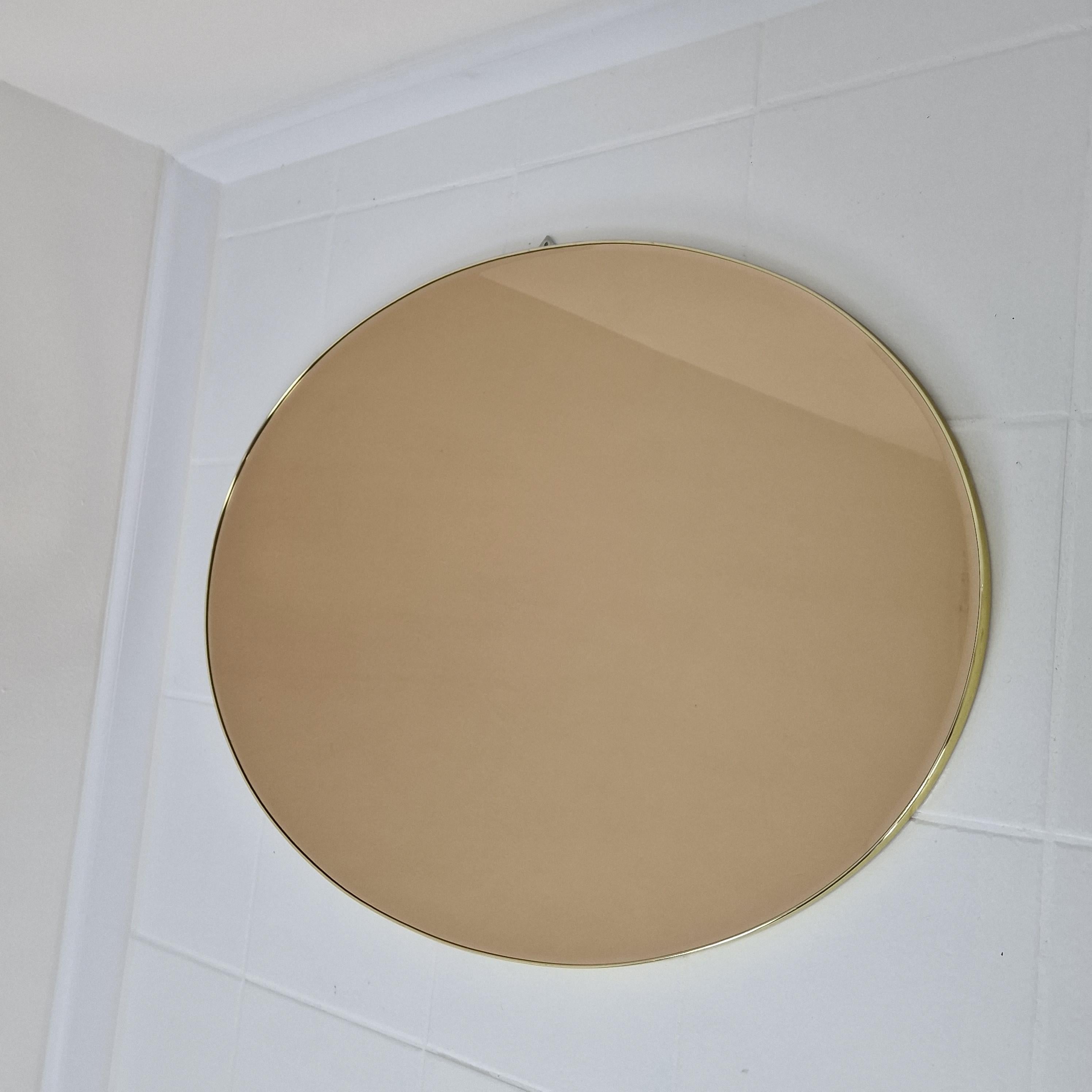 Late 20th Century Italian Oval Wall Mirror with Smoked facet Cut Glass and Brass Frame, 1970s For Sale