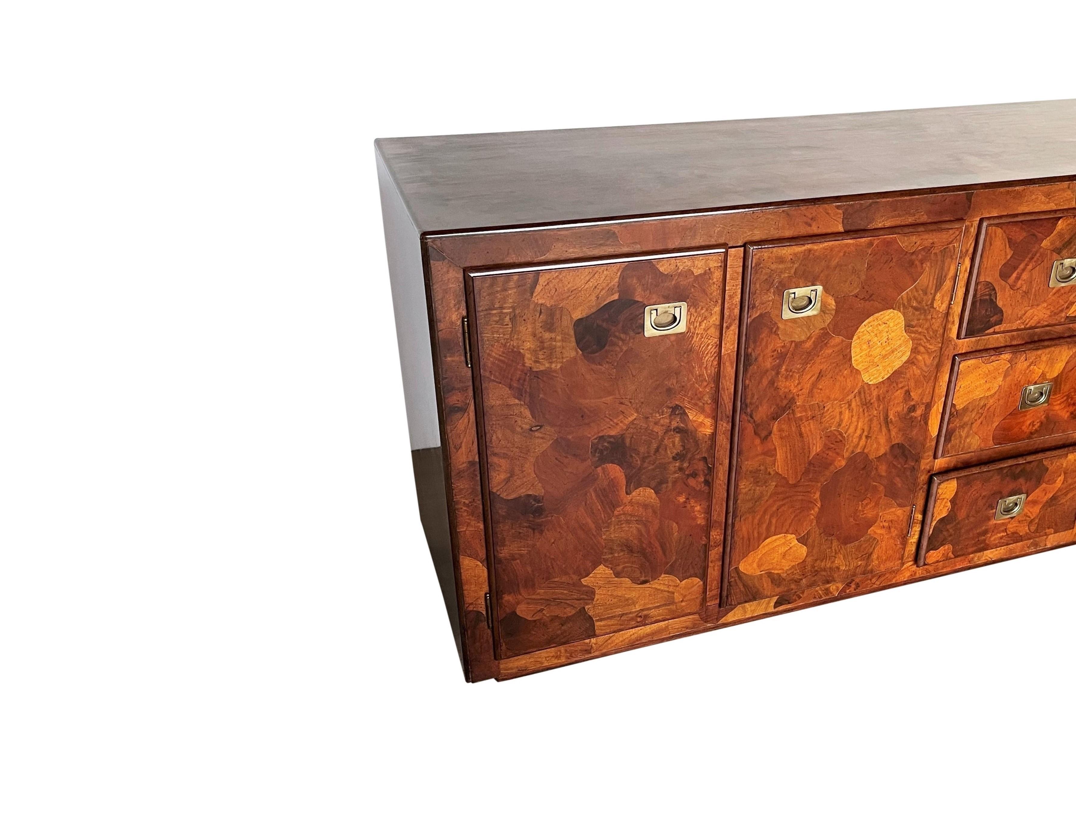 Italian Oyster Burl Chest of Drawers Dresser with Brass Hardware 4