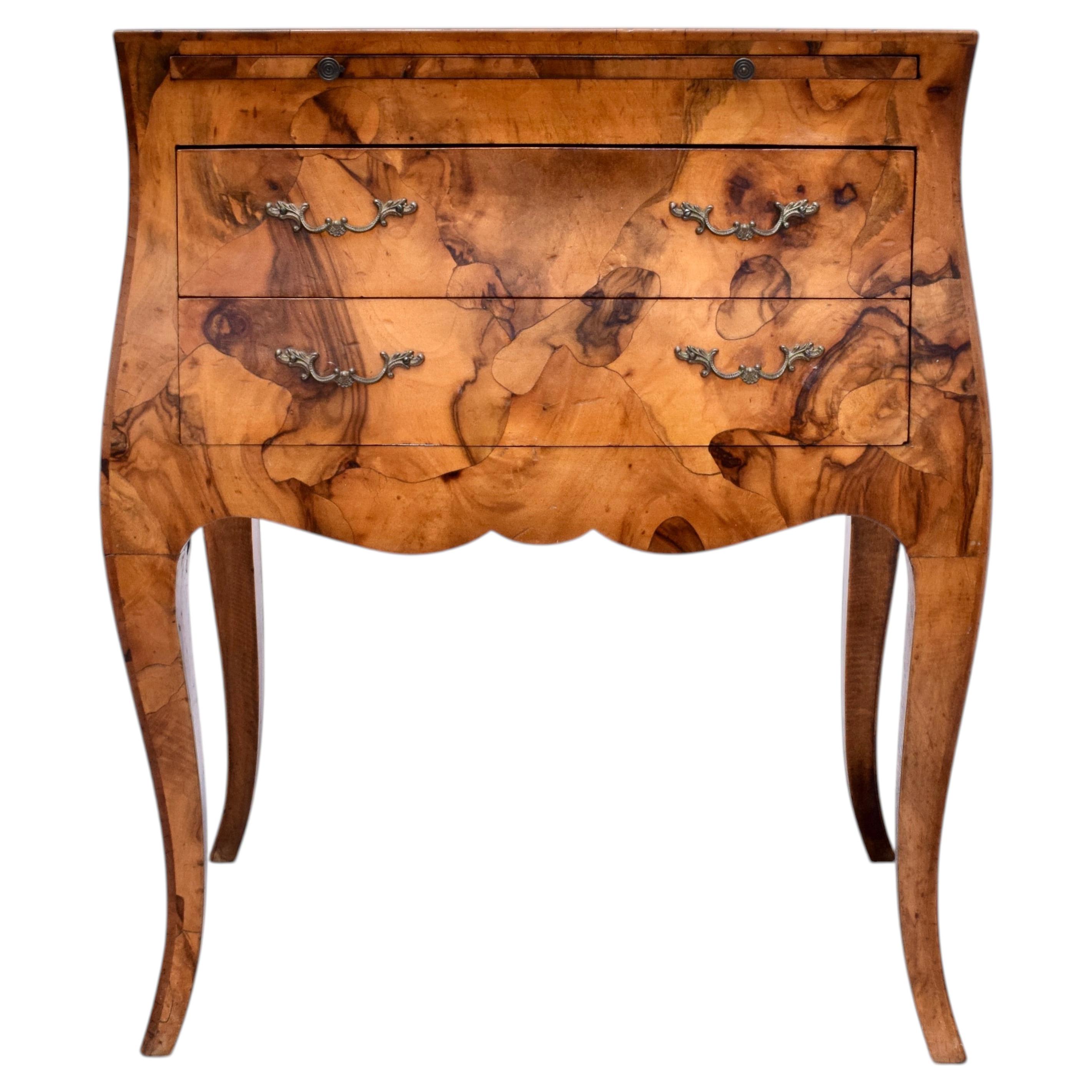 Should a side table be lower than a sofa?