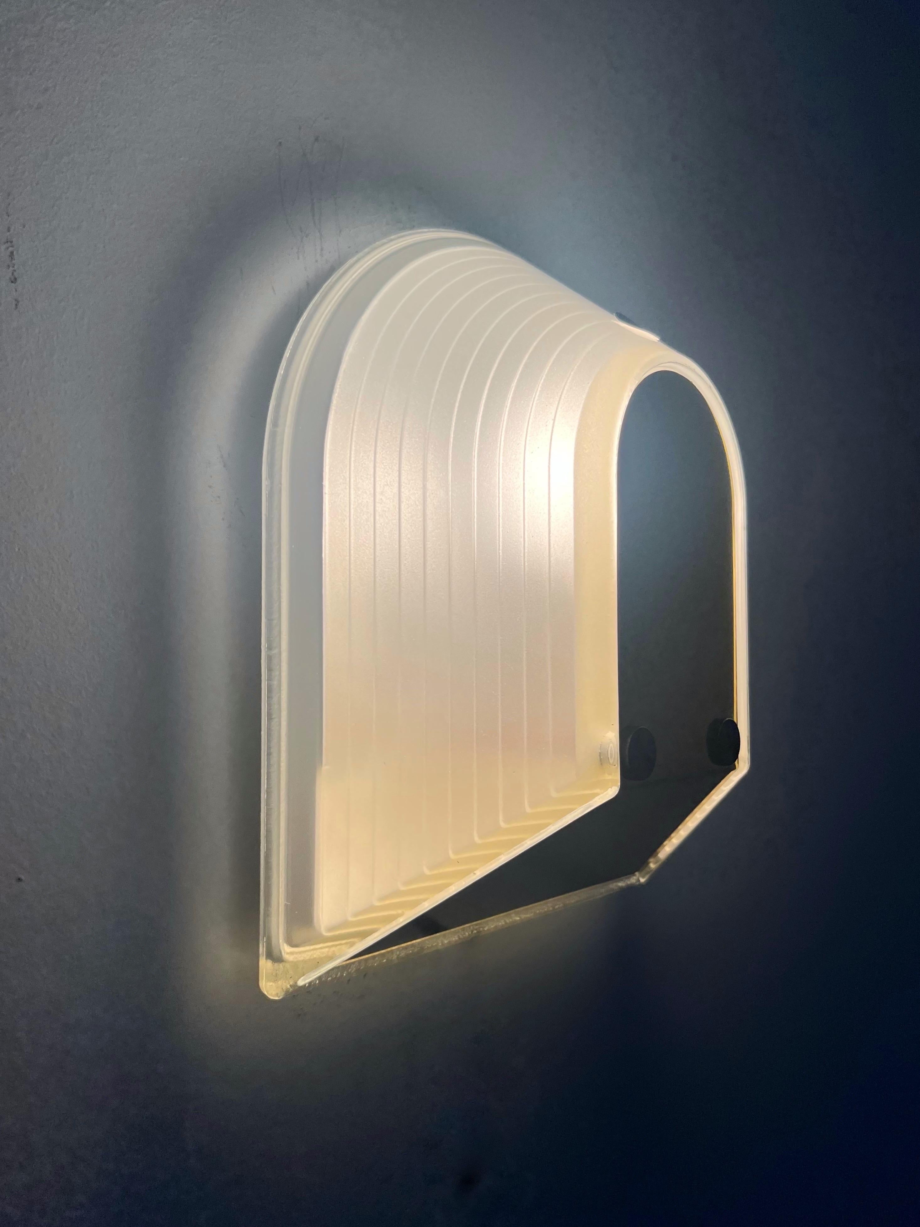 Ottone Coppia di applique bianche 