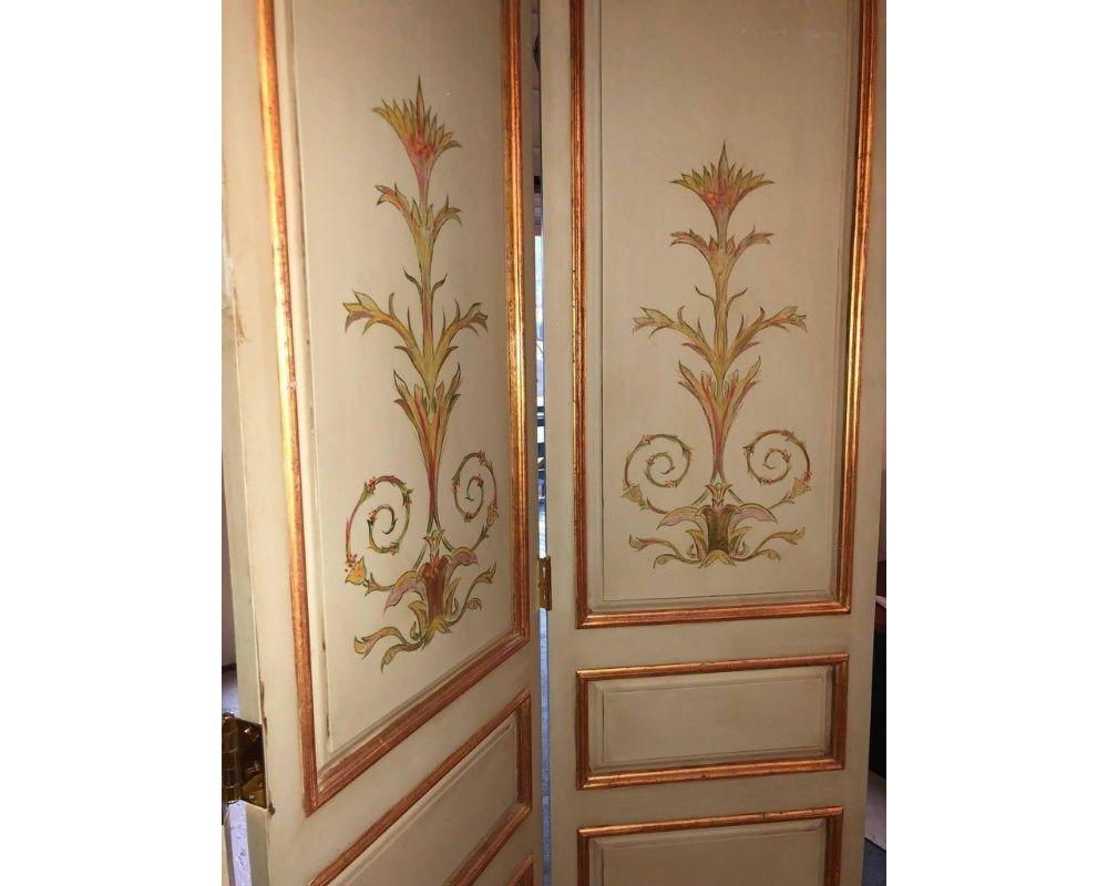 Italian Paint Decorated & Parcel-Gilt Monumental Screen or Room Divider In Good Condition In Stamford, CT
