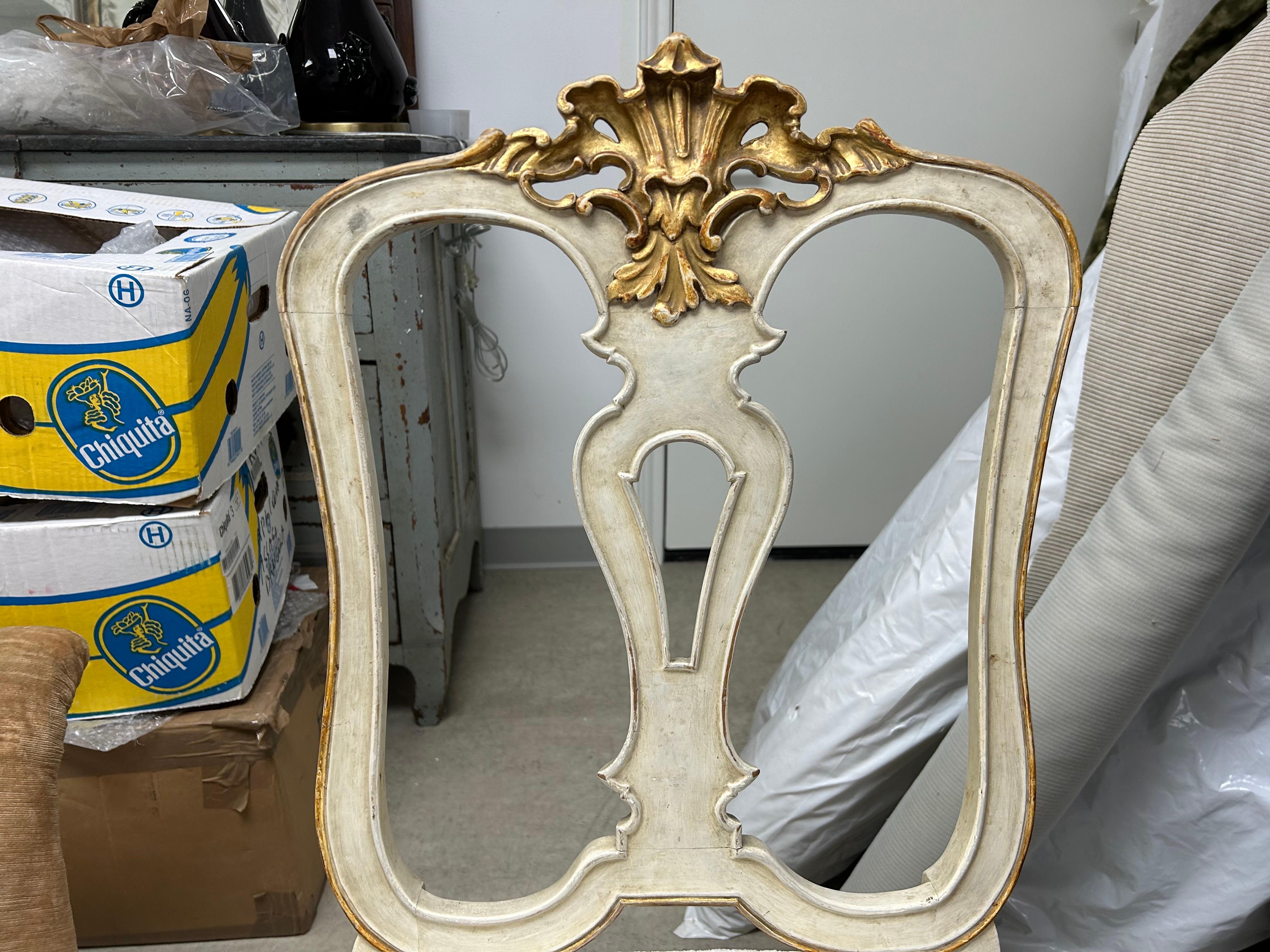 Early 20th Century Italian Painted And Gilt Chair For Sale