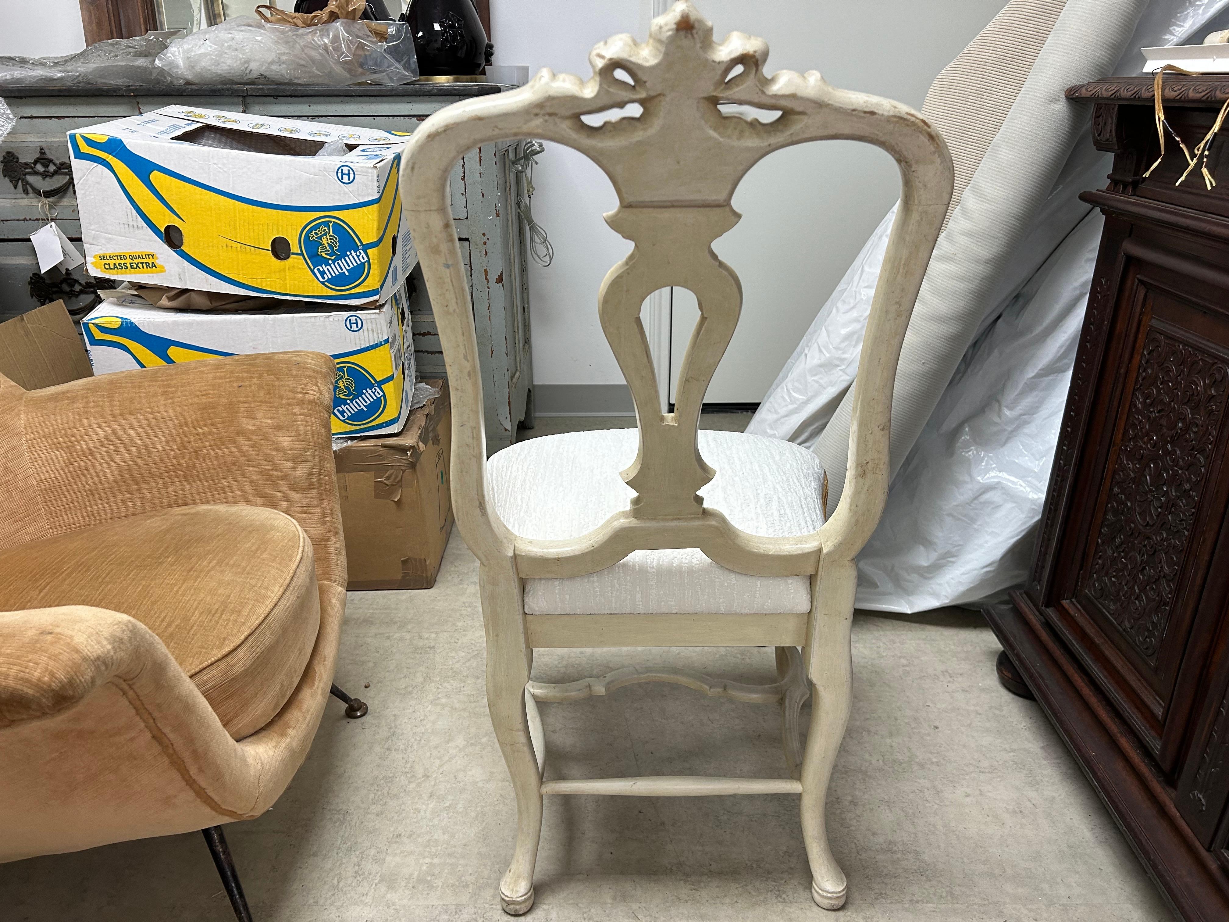Italian Painted And Gilt Chair For Sale 2