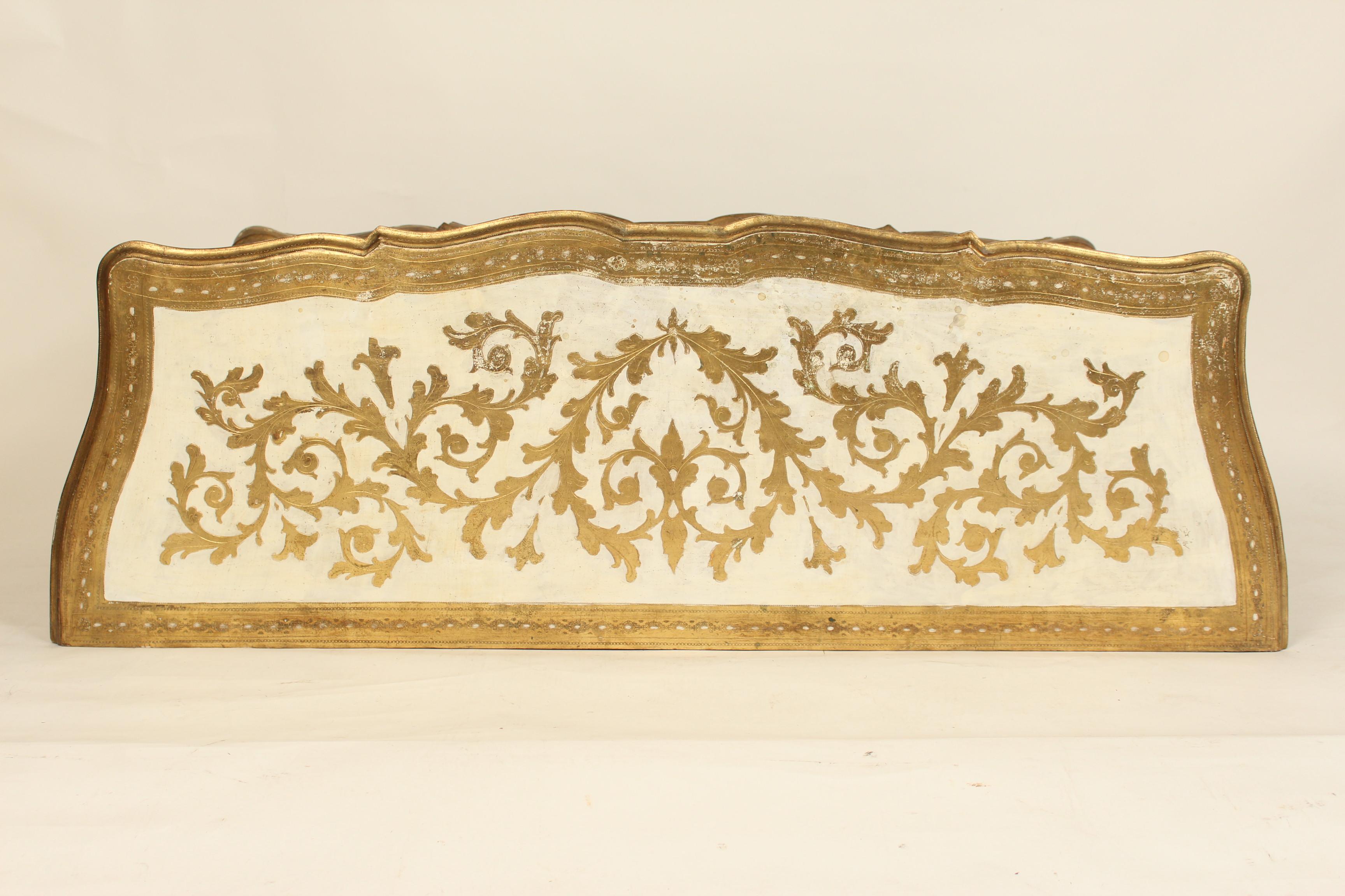 Italian Painted and Gilt Decorated Louis XV Style Dresser / Chest 5