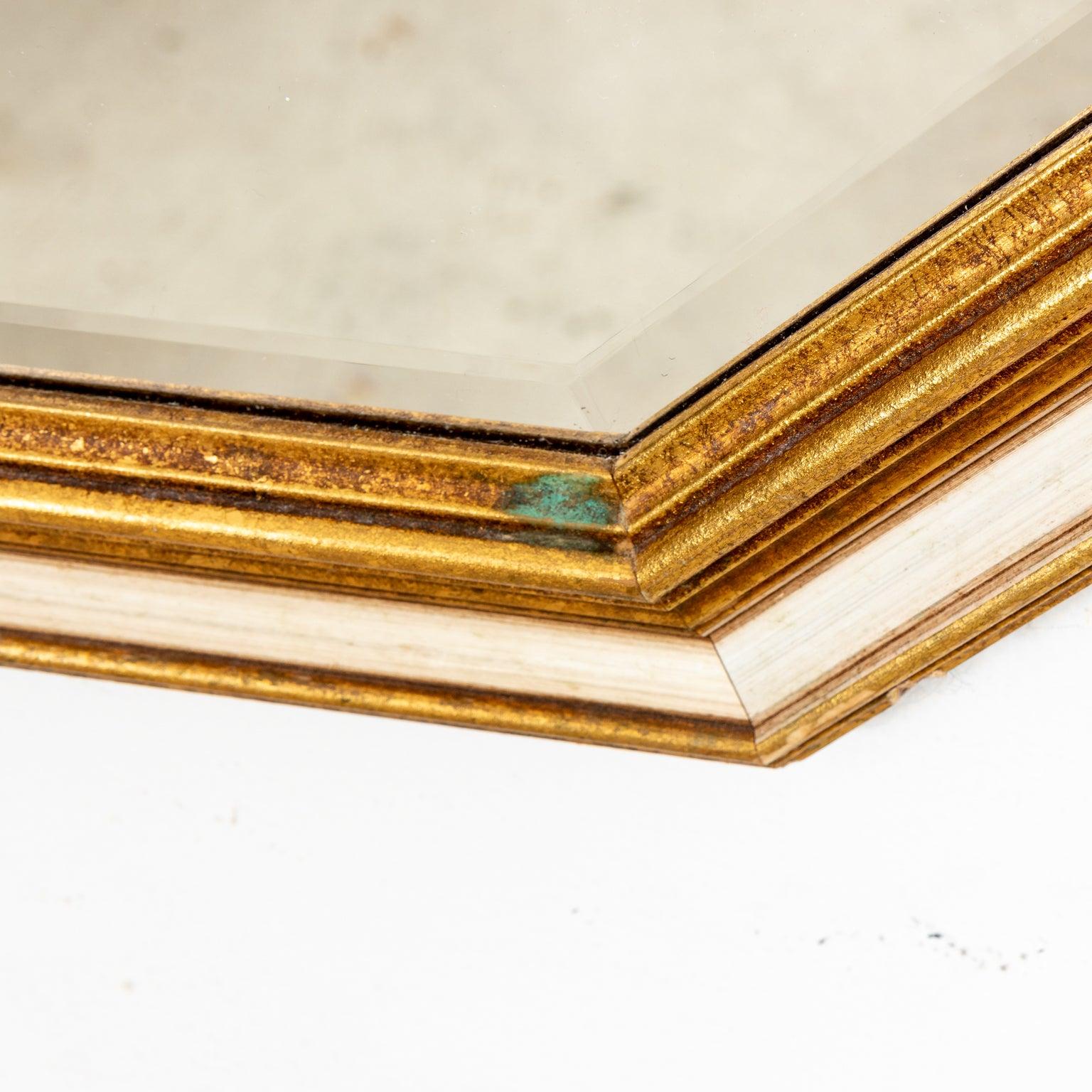 Italian Painted and Gilt Mirror In Good Condition For Sale In Stamford, CT