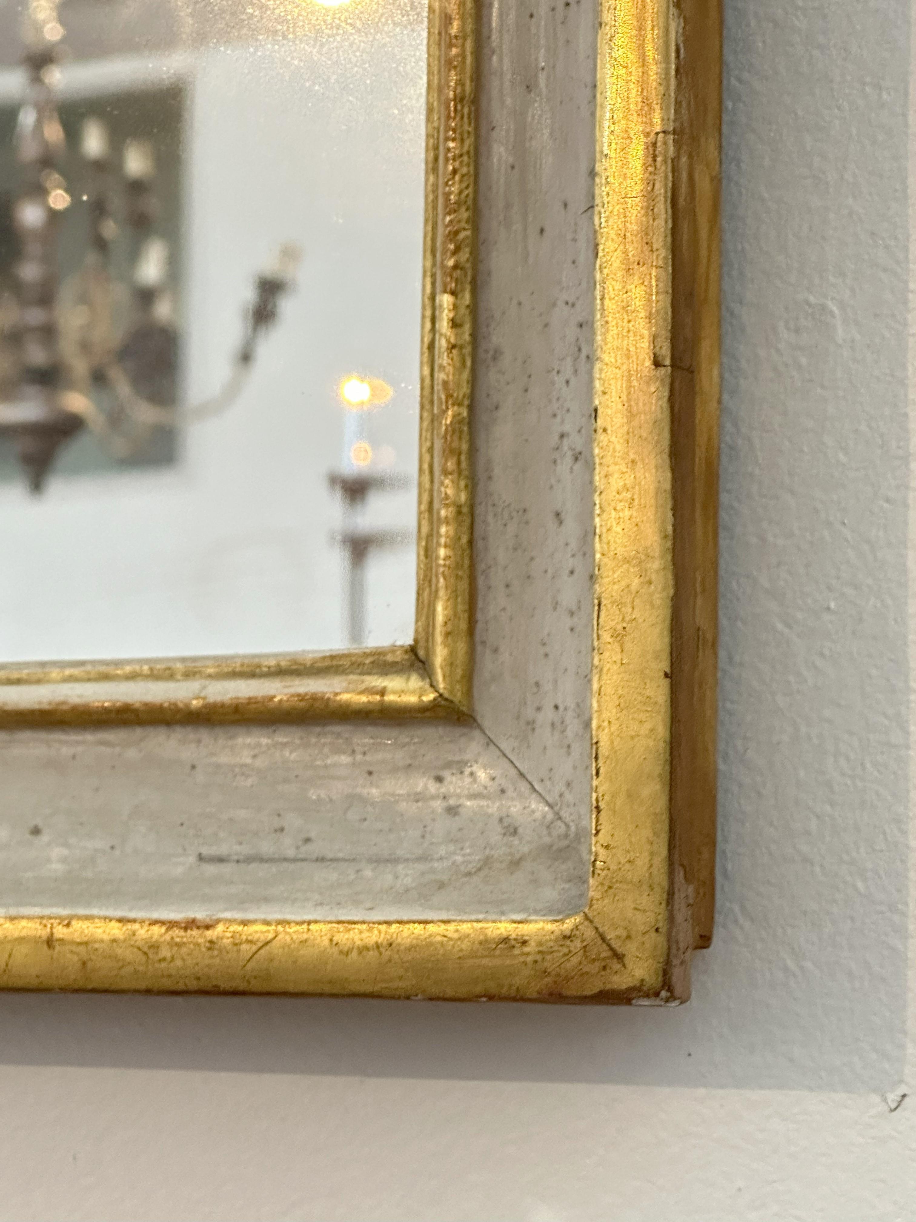 Specchio italiano dipinto e in legno dorato in vendita 3