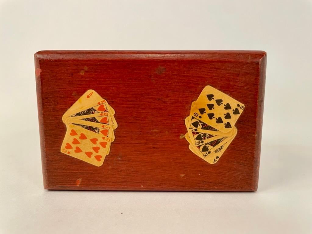 Italian Painted and Lacquered Playing Card Box, circa 1900 For Sale 1