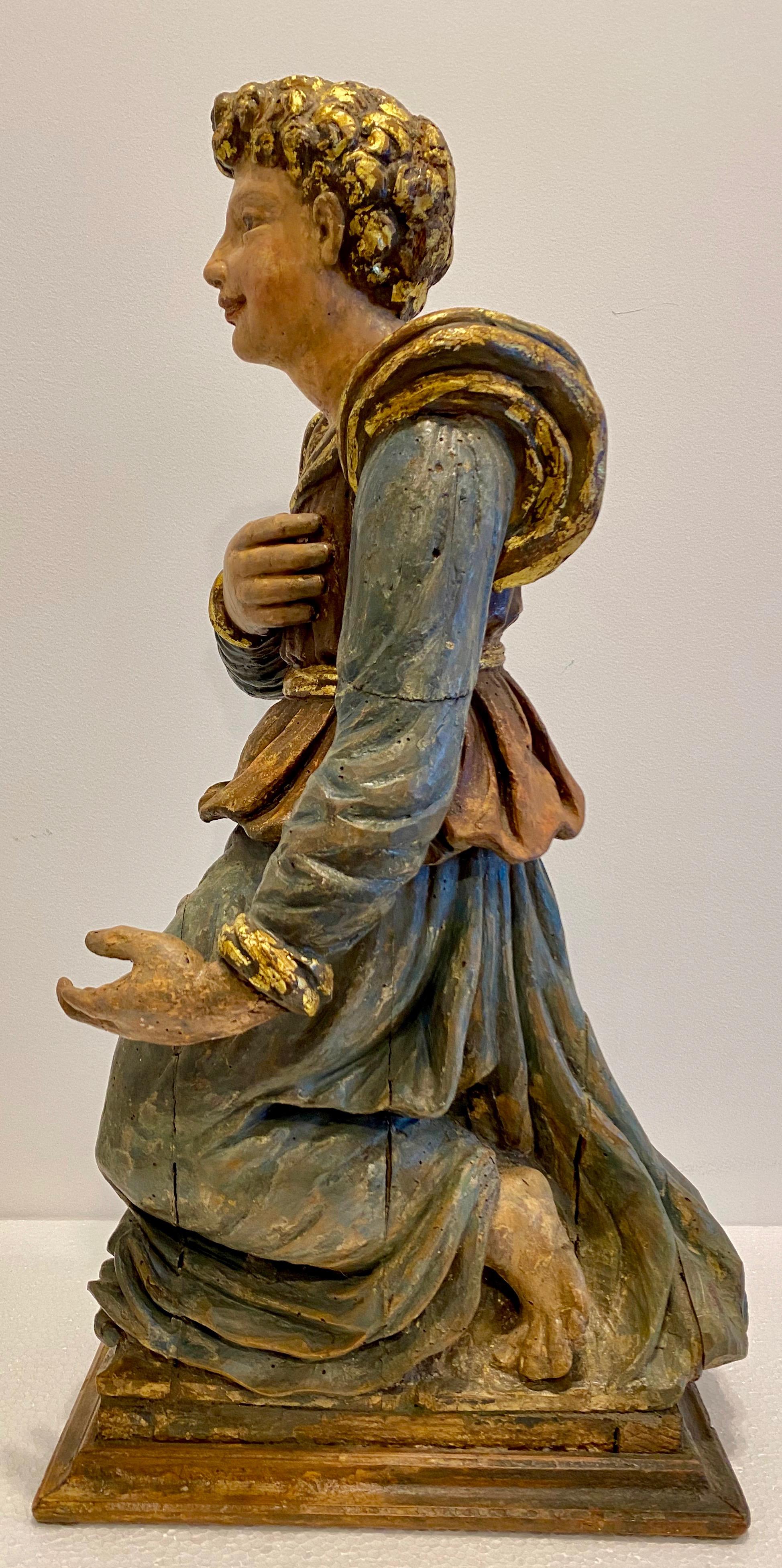Italian Painted and Lacquered Wooden Sculpture of a Kneeling Figure, Circa 1650 For Sale 2