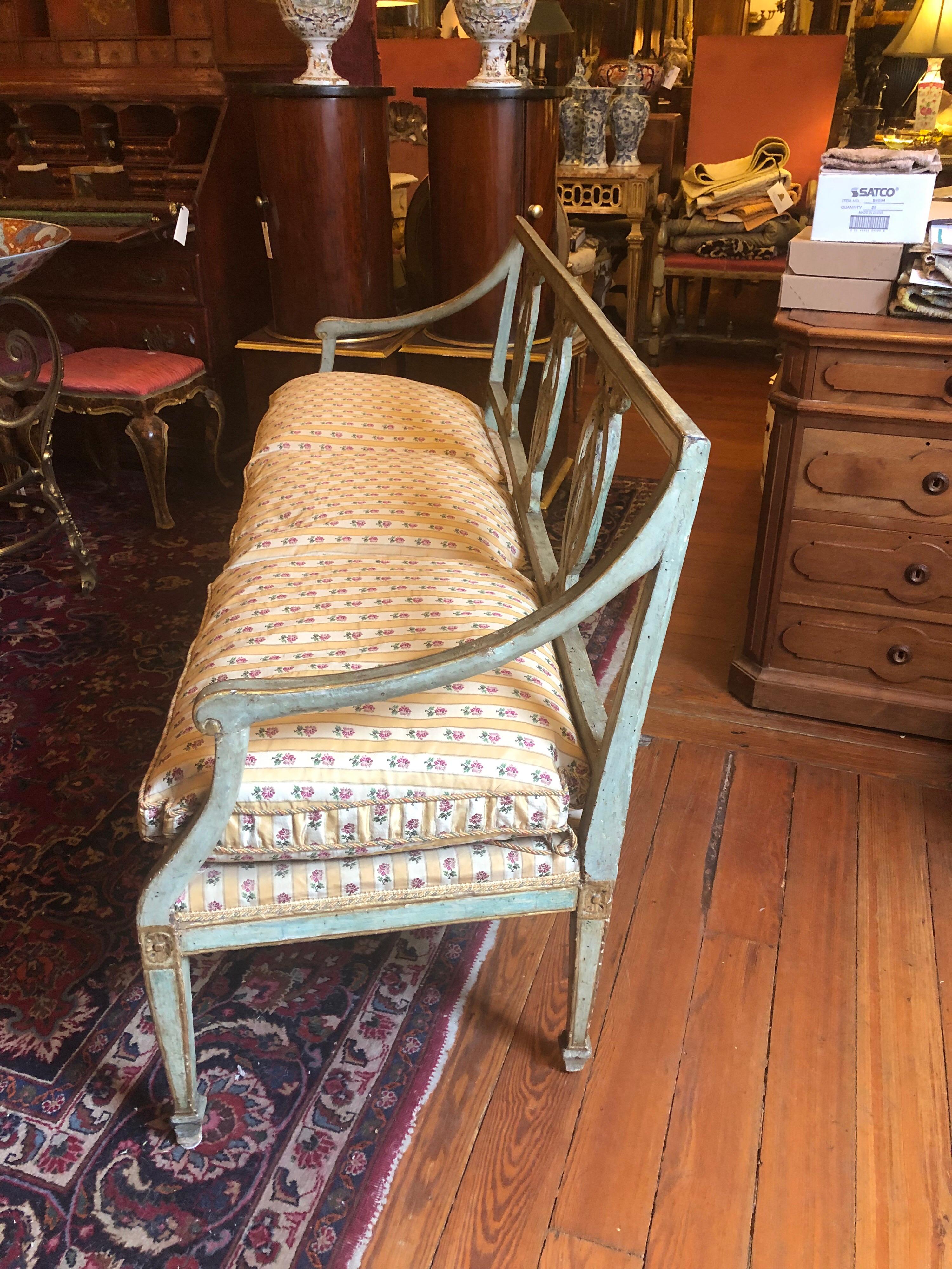 Italian painted and parcel Gilt Chair back Bench In Good Condition In Natchez, MS