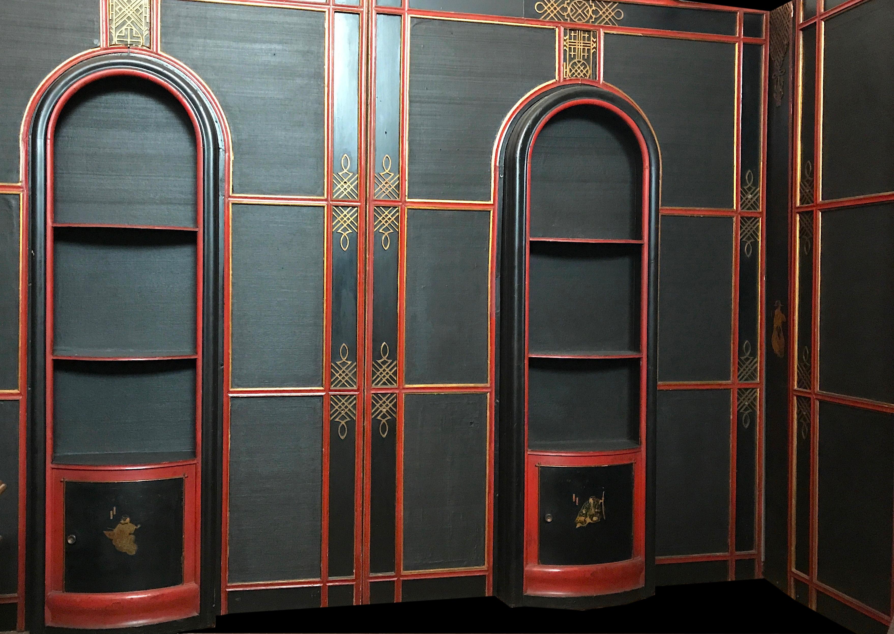Italian Painted and Parcel-Gilt Japoneserie Boiserie Panels In Good Condition For Sale In Rome, IT