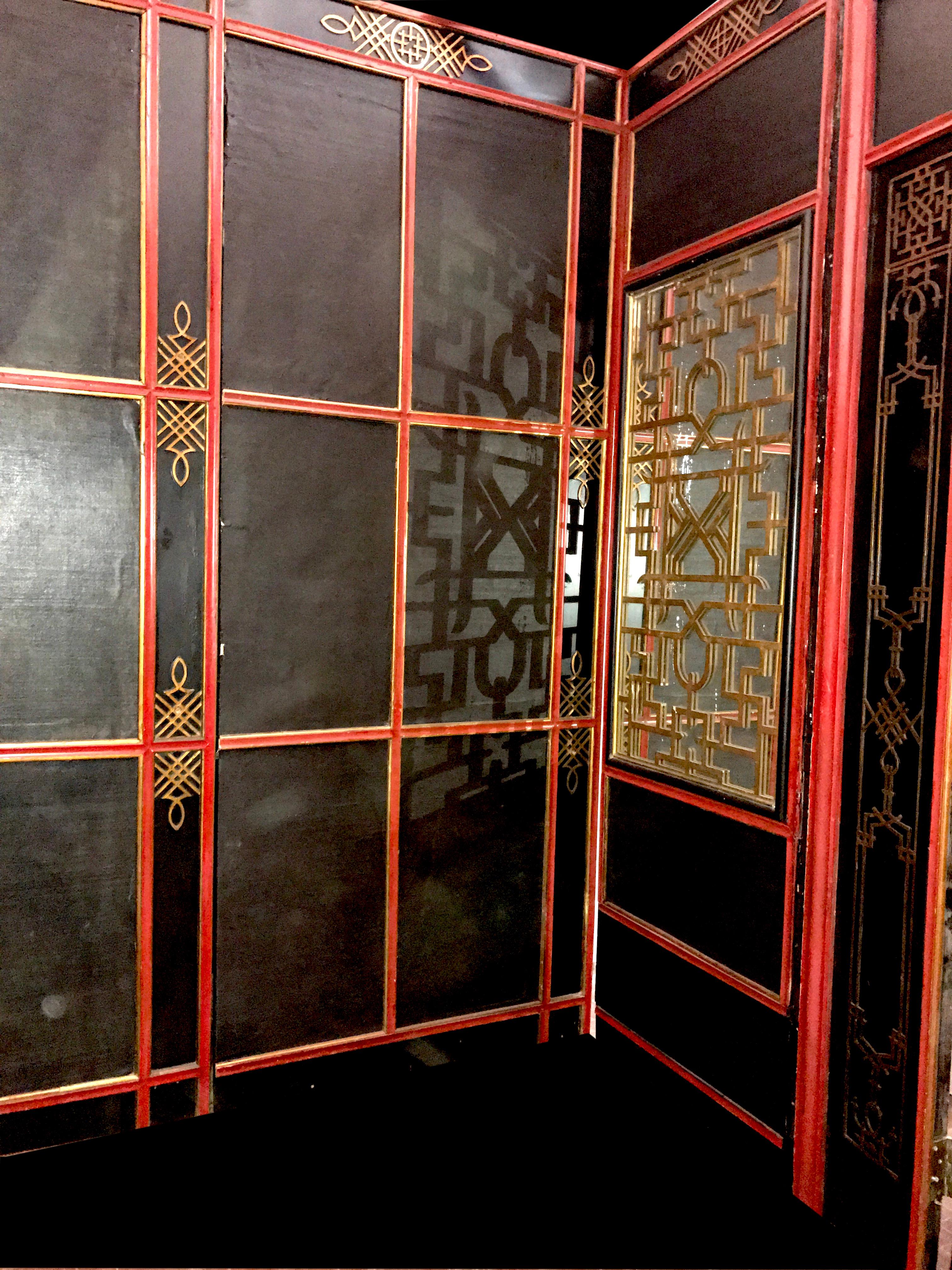 Paneles de Boiserie Japonesa Pintados y Dorados a la Parcela Italiana en venta 2