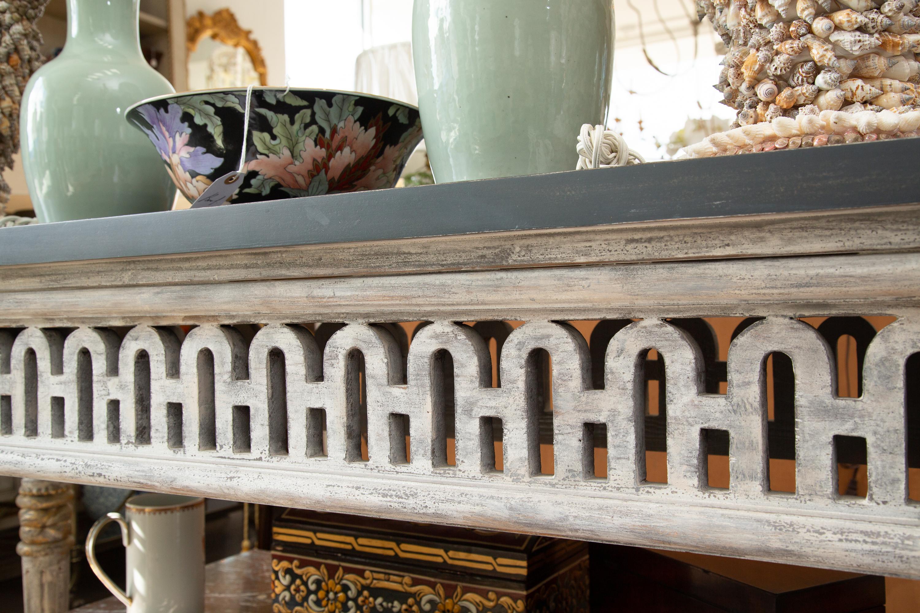 Italian Painted and Parcel Gilt Neoclassical Style Console In Good Condition In WEST PALM BEACH, FL