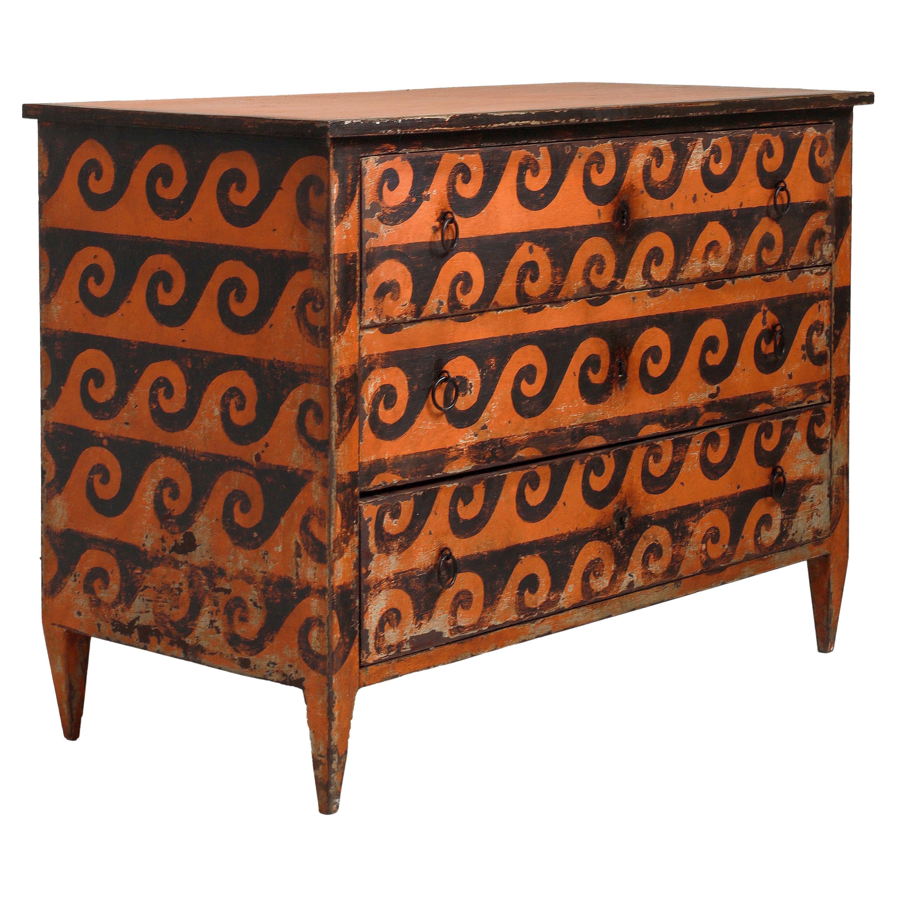 Commode italienne peinte avec motif de vagues en vente