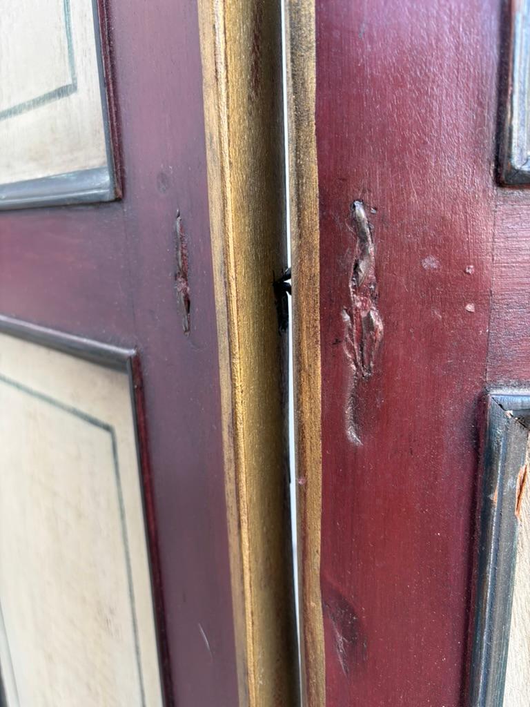 Biombo Italiano De Cuatro Paneles De Madera Pintada Con Decoración Floral en venta 5
