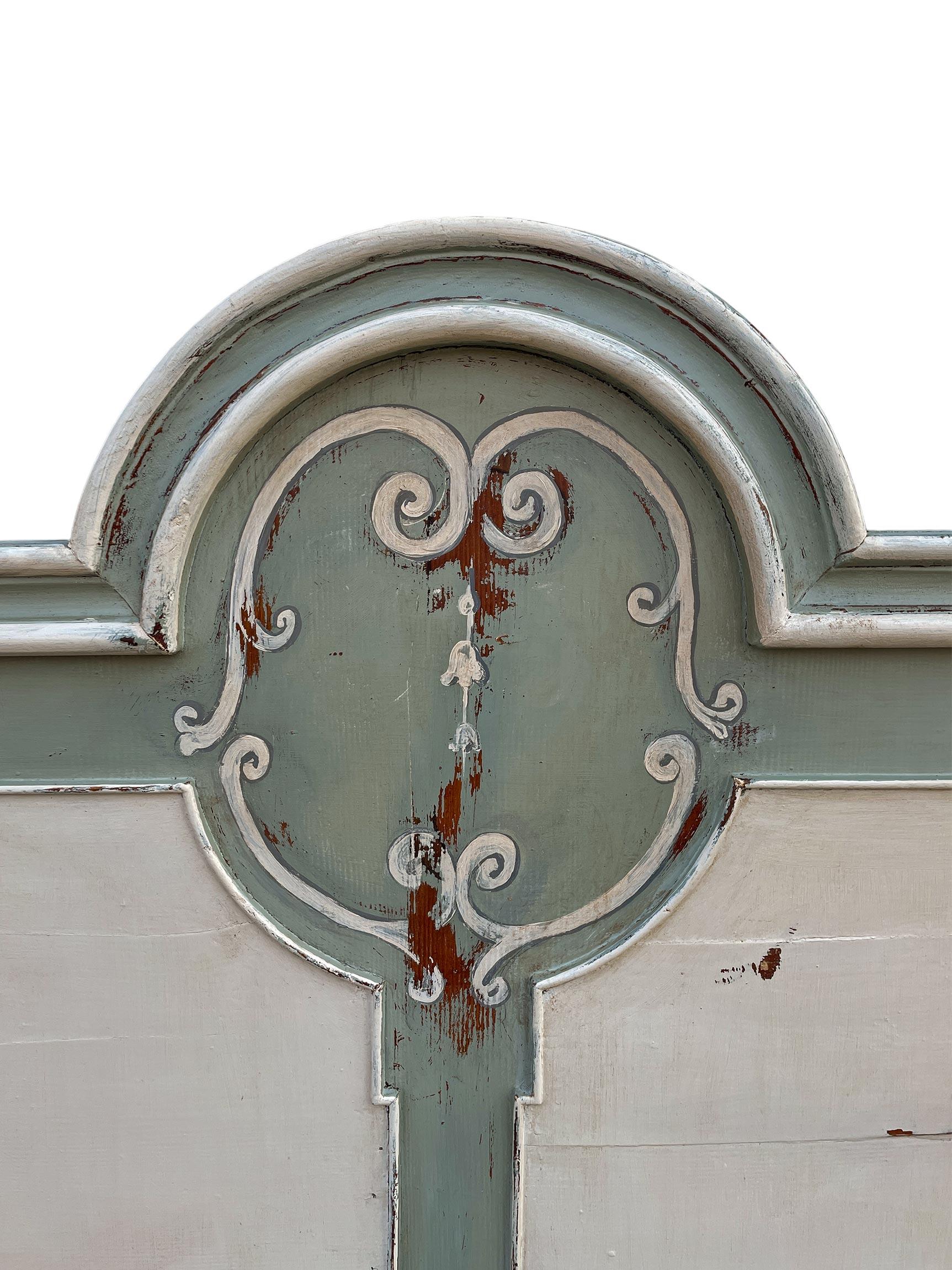 Banc d'entrée italien peint - 19ème siècle en vente 4