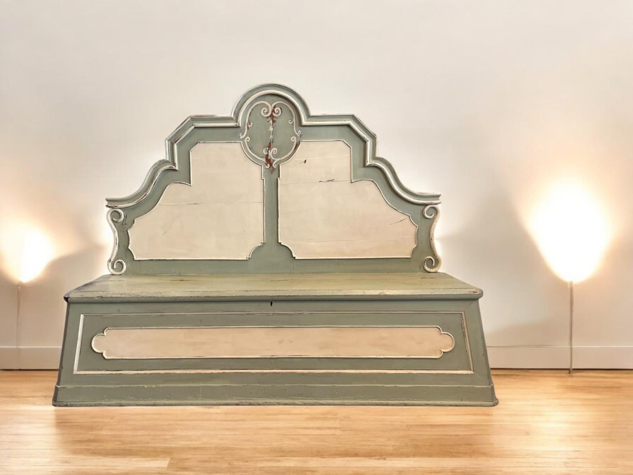 Banc d'entrée italien peint - 19ème siècle en vente 9