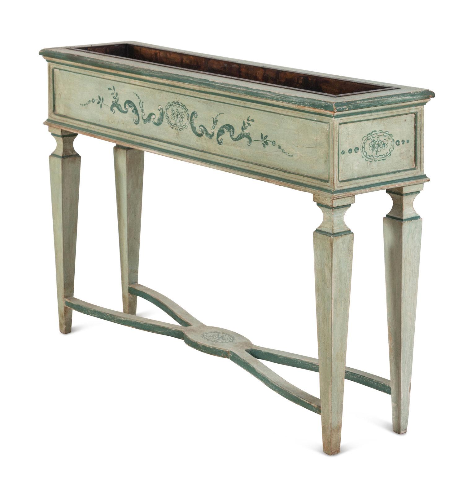 Italian Painted Jardinière with Interior Metal Liner, Early 20th Century  In Good Condition For Sale In Savannah, GA
