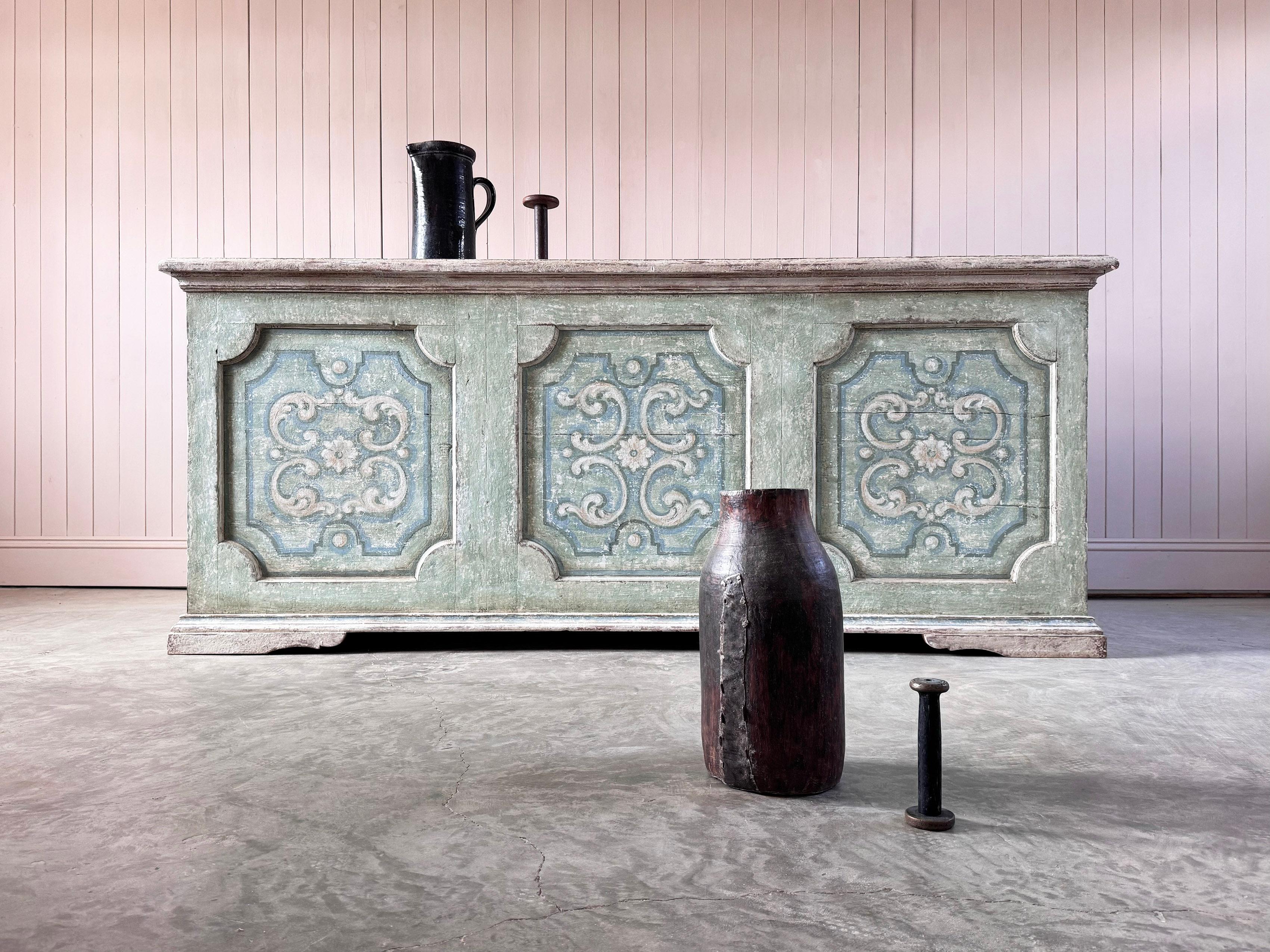 Country Italian Painted Kitchen Island For Sale