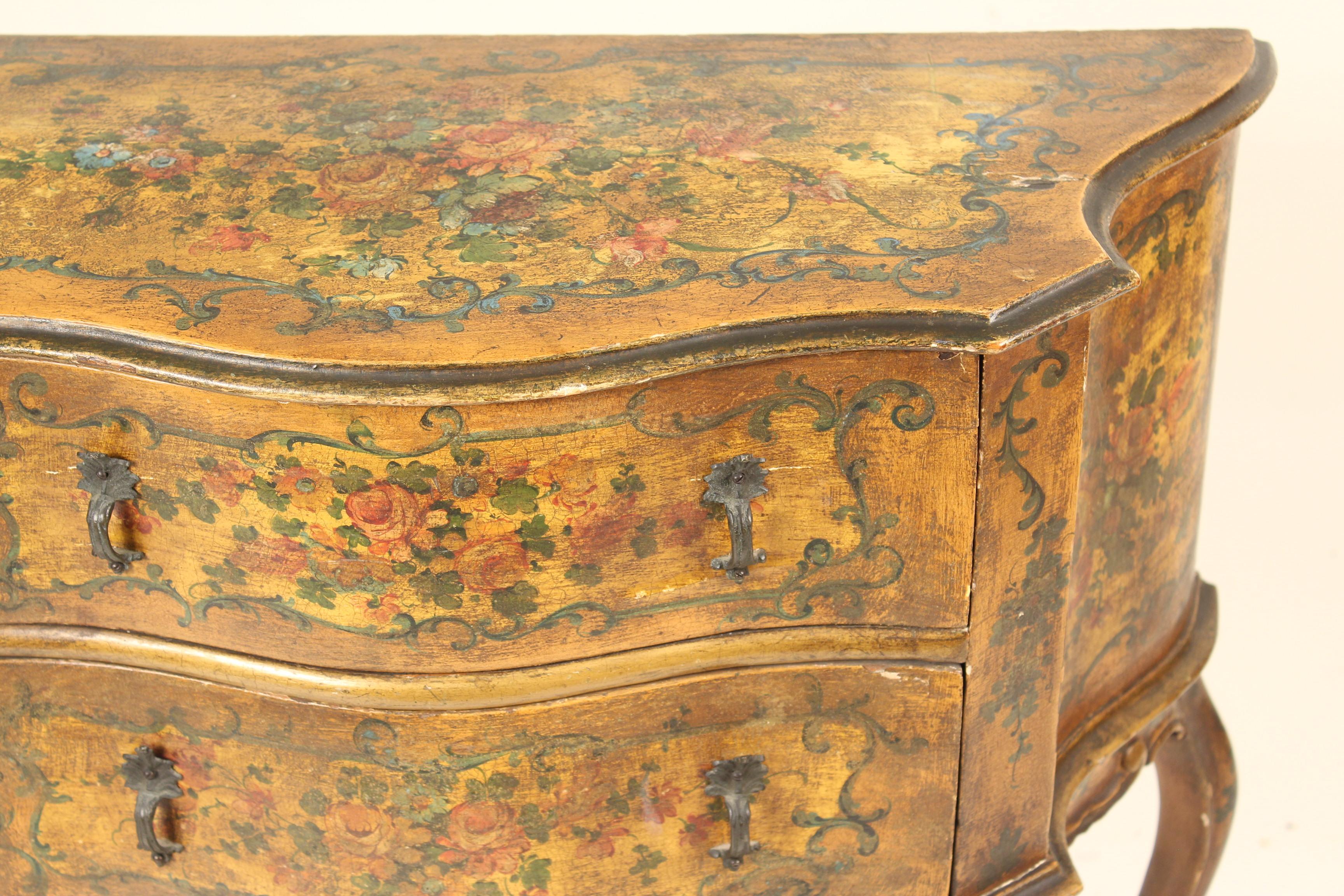 Italian Painted Louis XV Style Chest of Drawers 3
