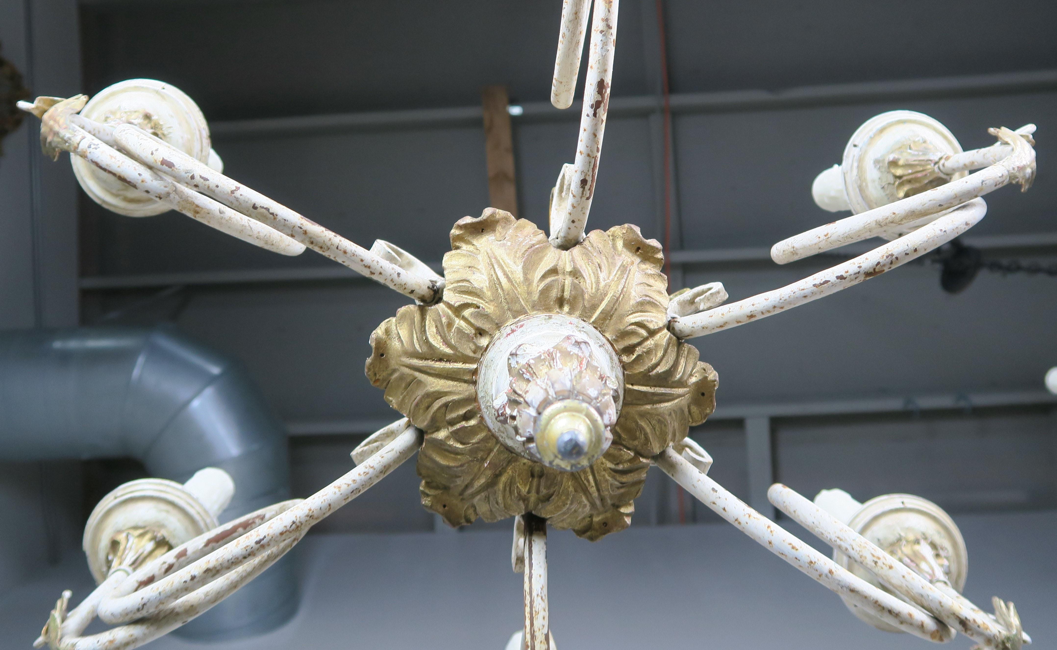 Italian Painted and Parcel-Gilt Neoclassical Style Chandelier 4
