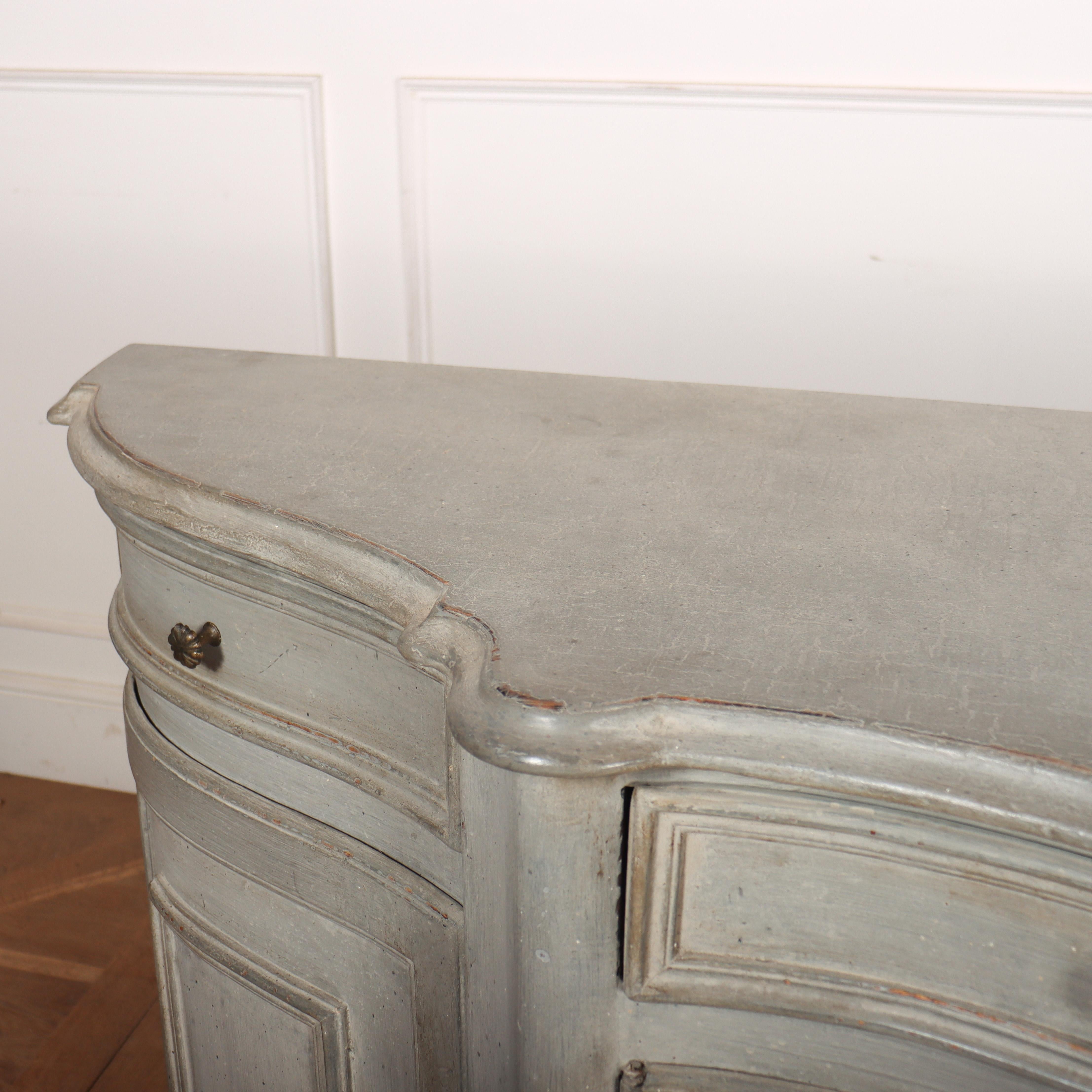 Italian Painted Serpentine Sideboard For Sale 4